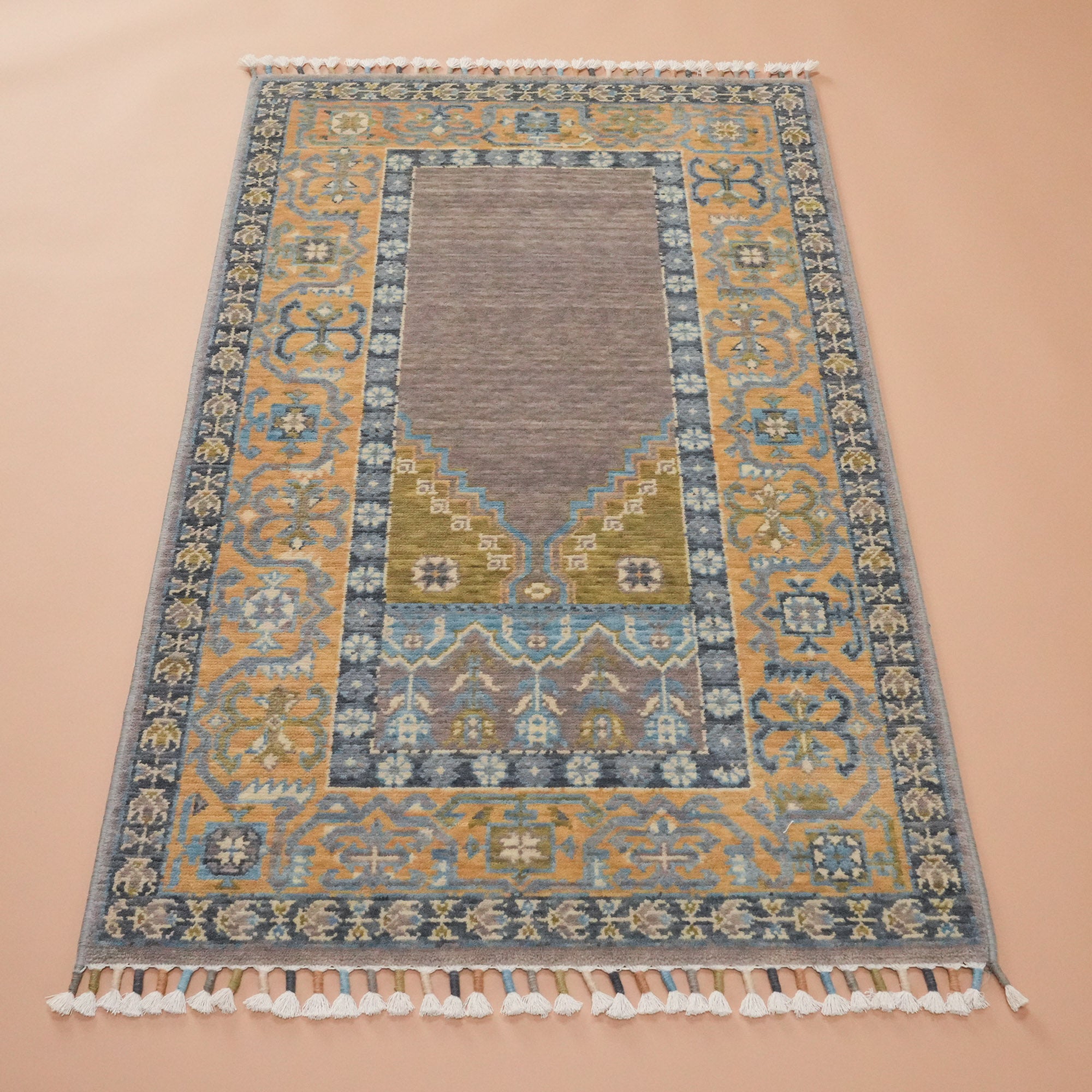 Tezgah Dokuma Gri Yün Seccade Halı