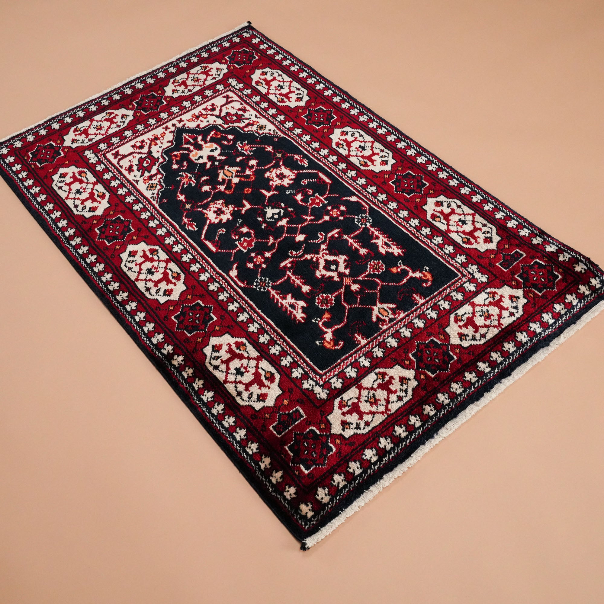 Tezgah Dokuma Tencel Bordo Seccade Halı