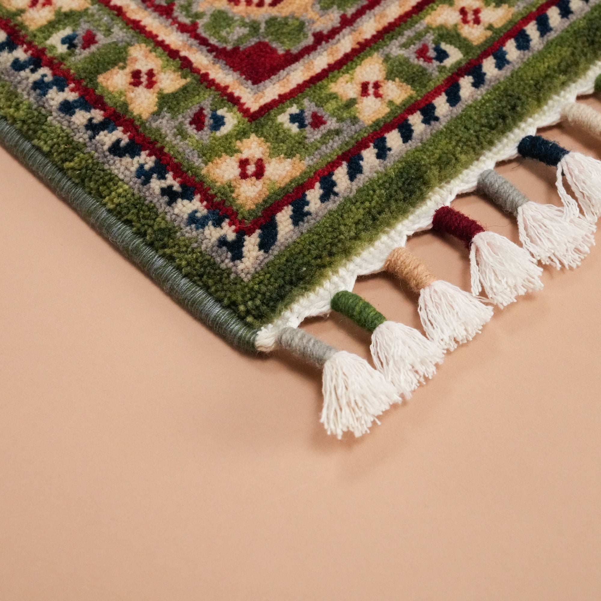 Tezgah Woven Wool Green Prayer Rug Rug