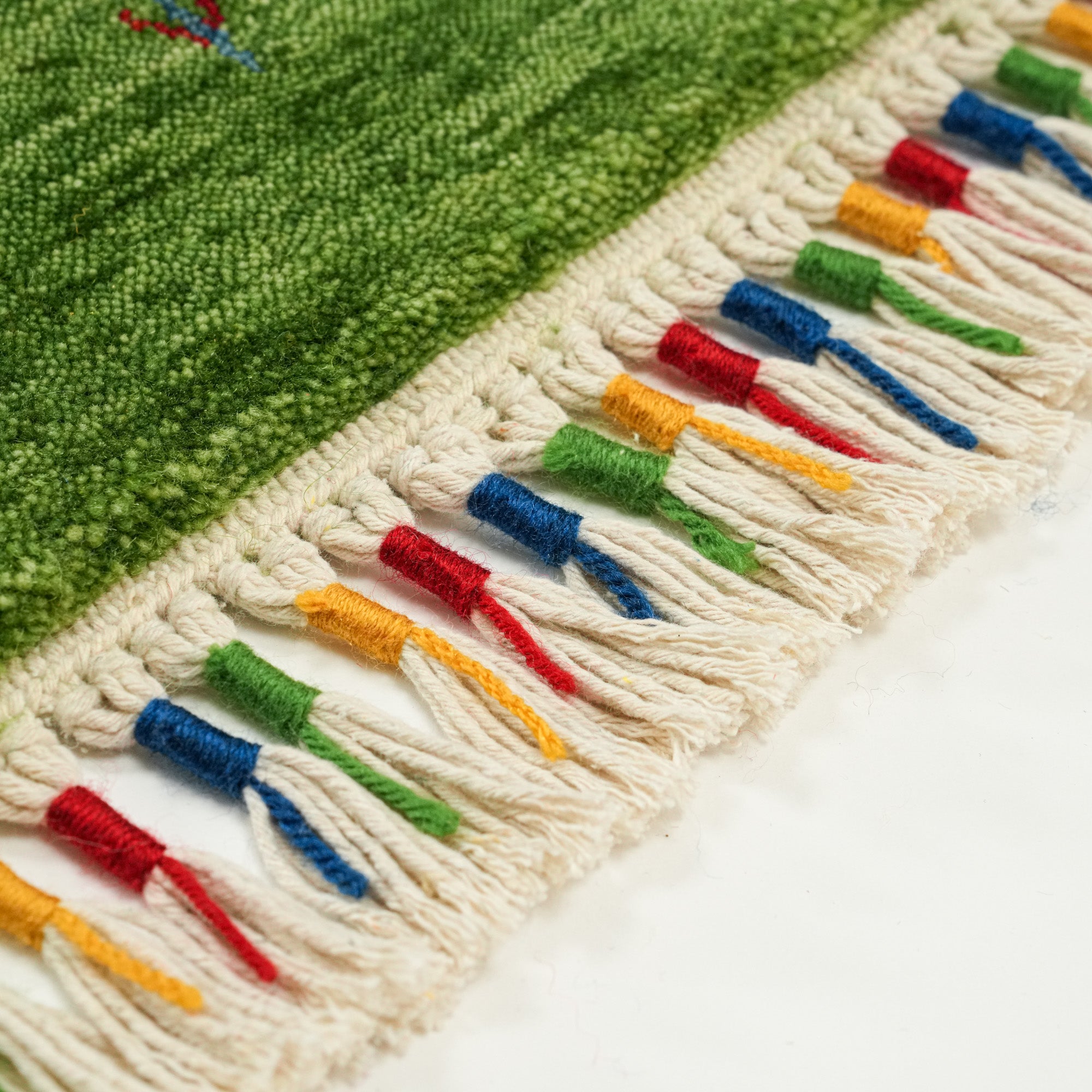 Urkum Series Authentic Patterned Green Counter Woven Rug