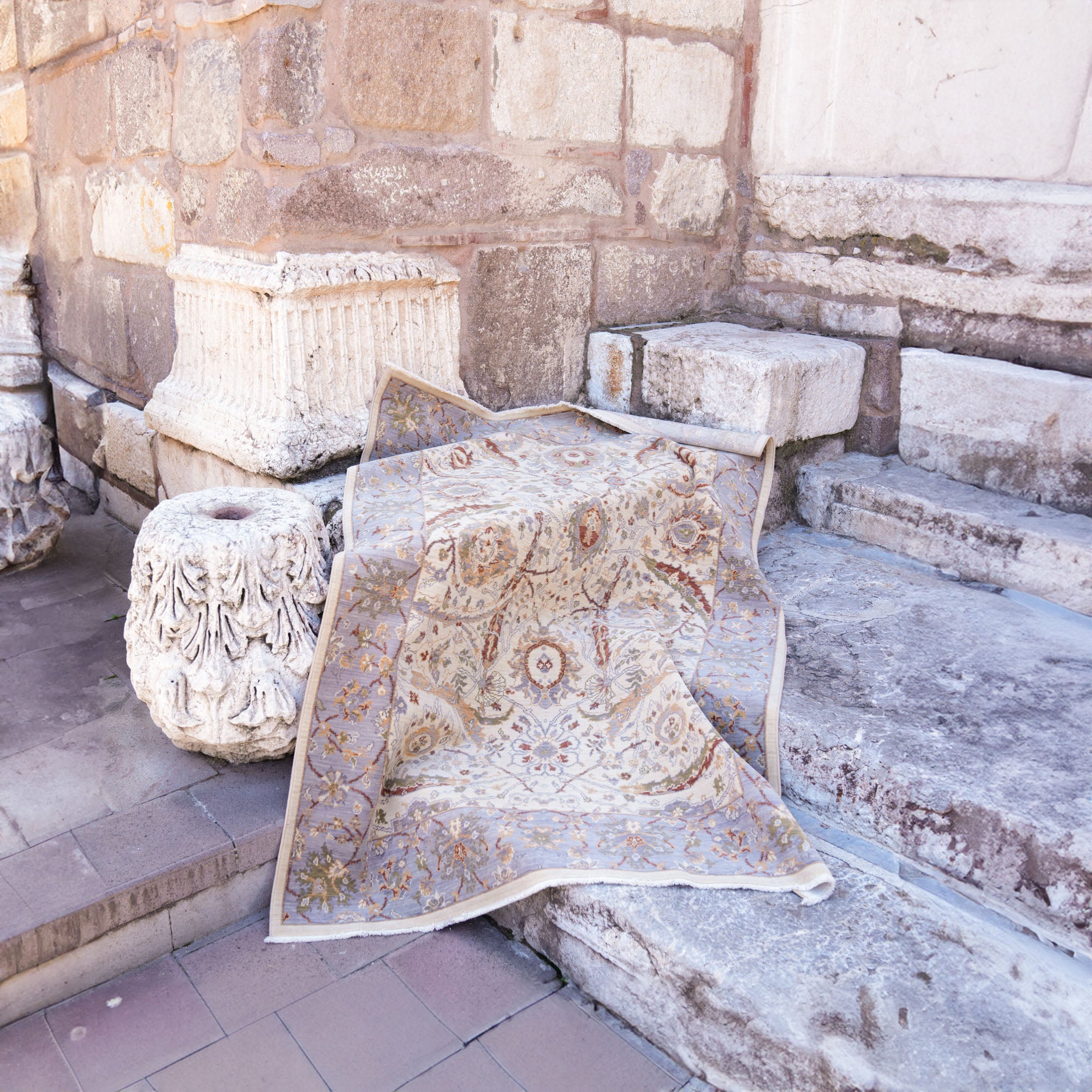 Tempus Serisi Uşak Desenli Bej Vizon Yün Tezgah Dokuma Halı