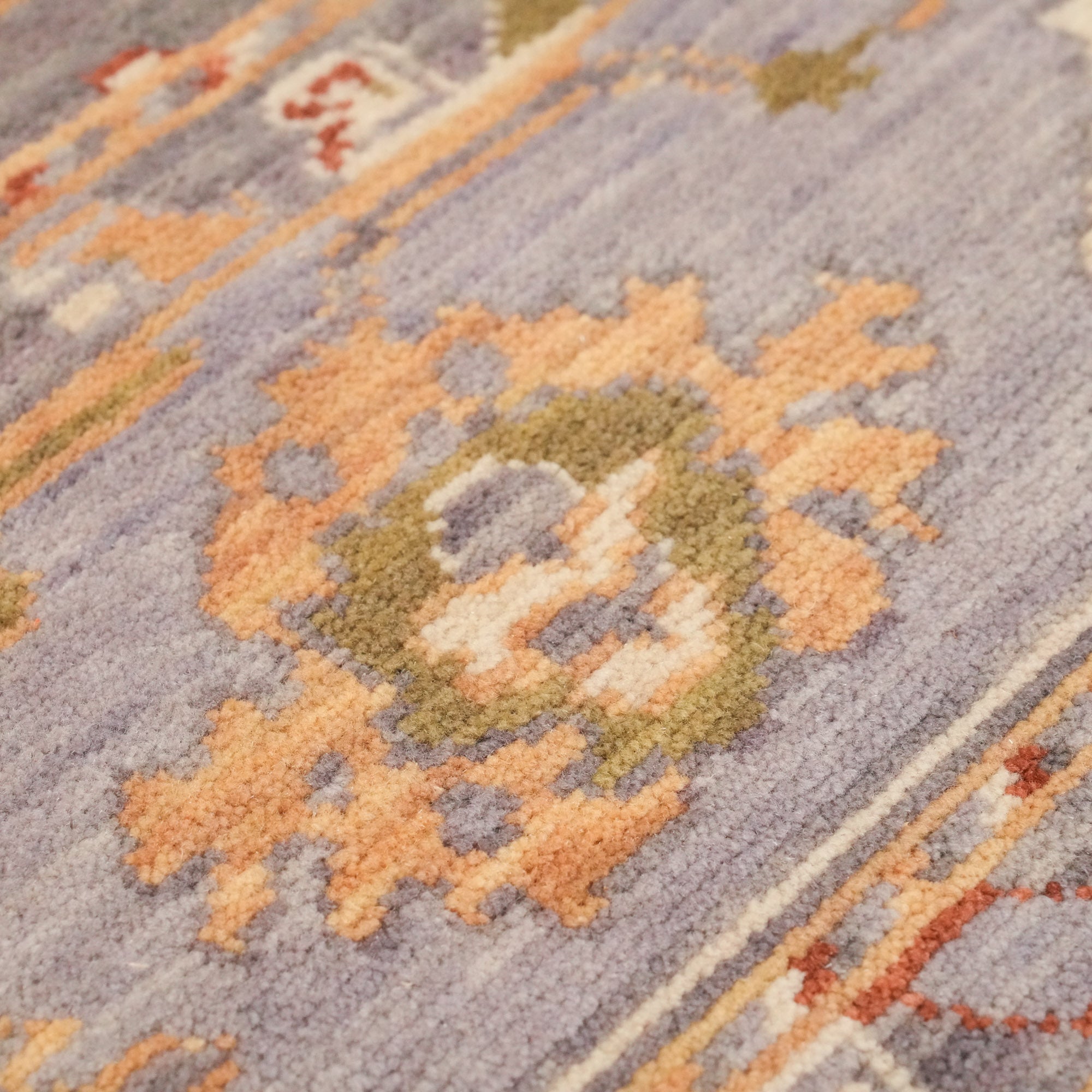 Tempus Serisi Uşak Desenli Gri Vizon Yün Tezgah Dokuma Halı