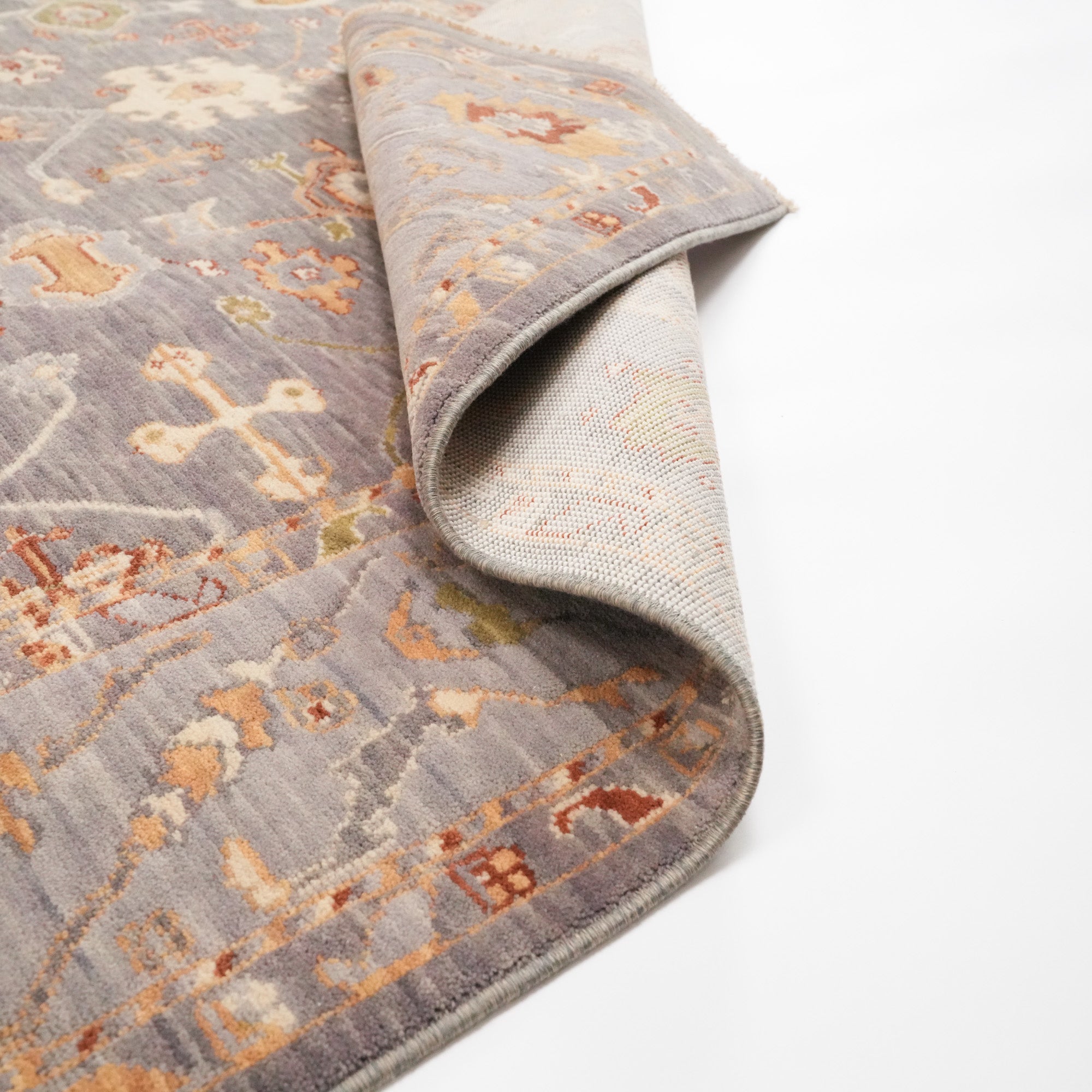 Tempus Serisi Uşak Desenli Gri Vizon Yün Tezgah Dokuma Halı