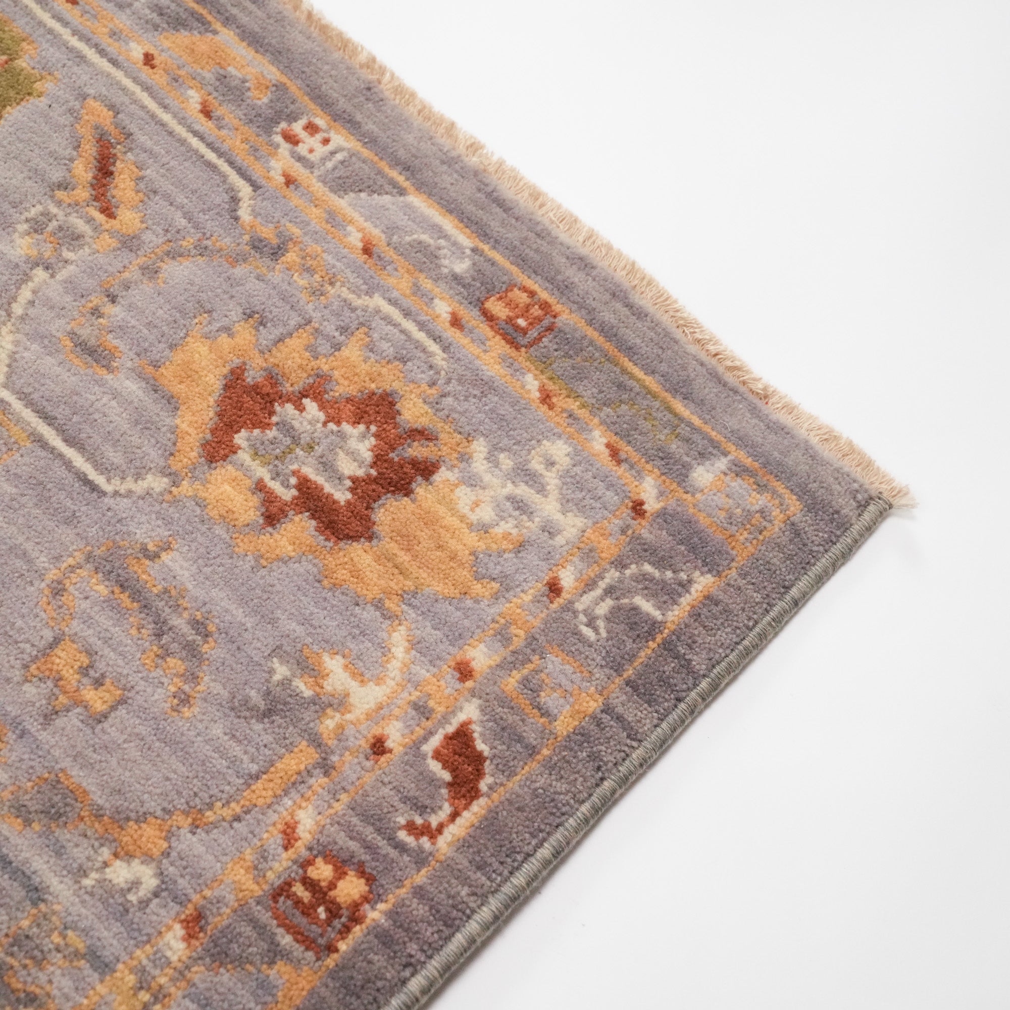 Tempus Serisi Uşak Desenli Gri Vizon Yün Tezgah Dokuma Halı