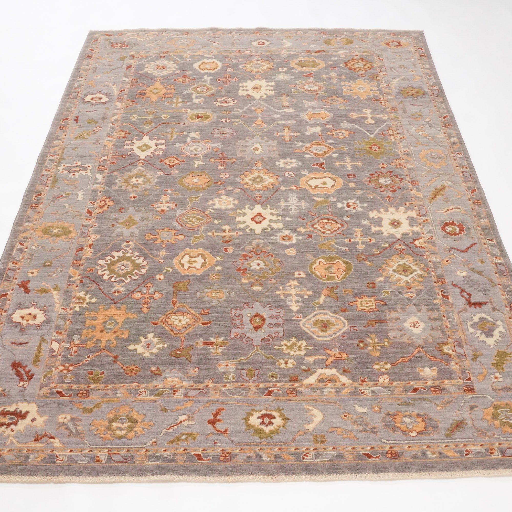 Tempus Serisi Uşak Desenli Gri Vizon Yün Tezgah Dokuma Halı