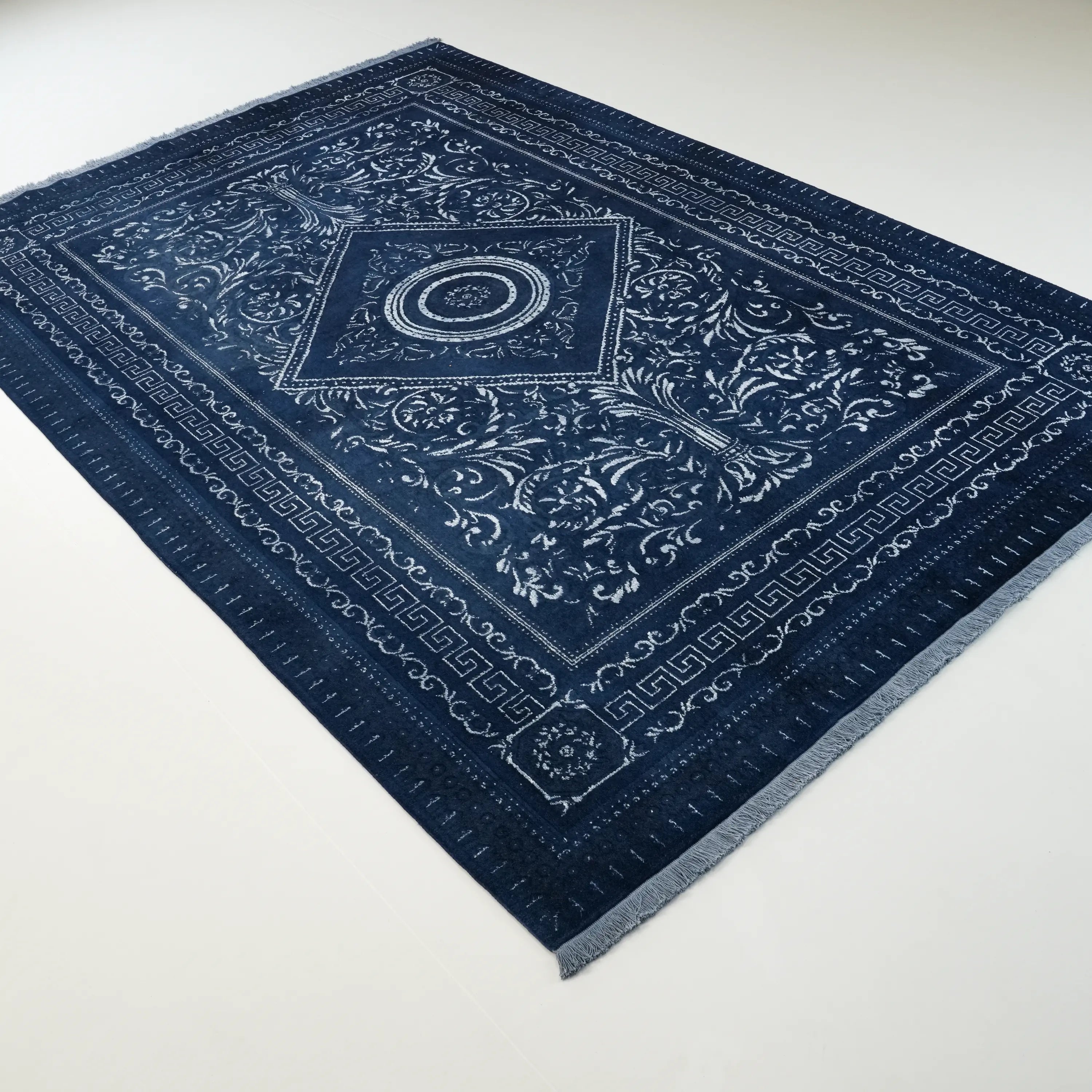 Versace Serisi El Dokuma Versace Desenli İpekli Lacivert Halı