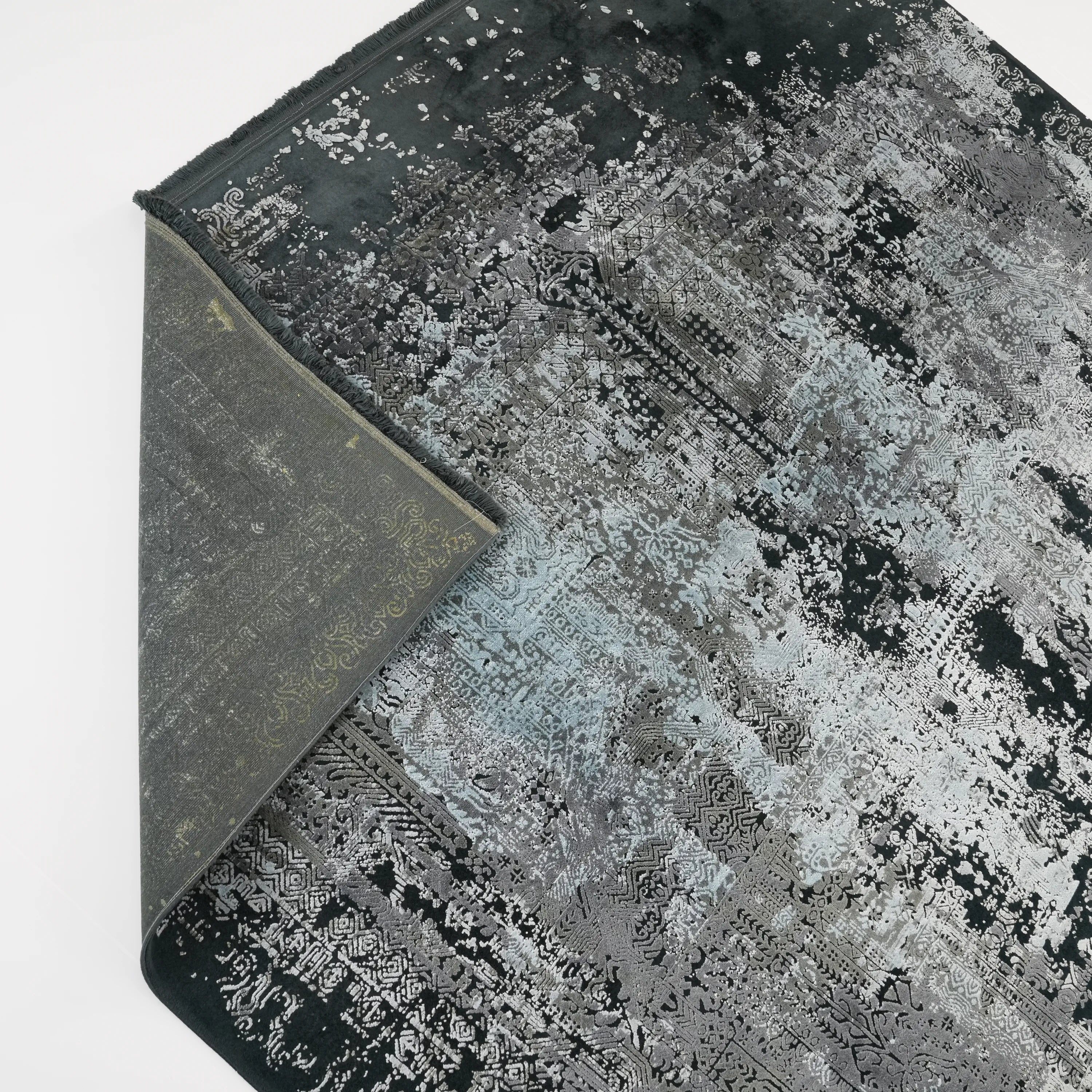 Vintage Desenli Antrasit Viskon Halı