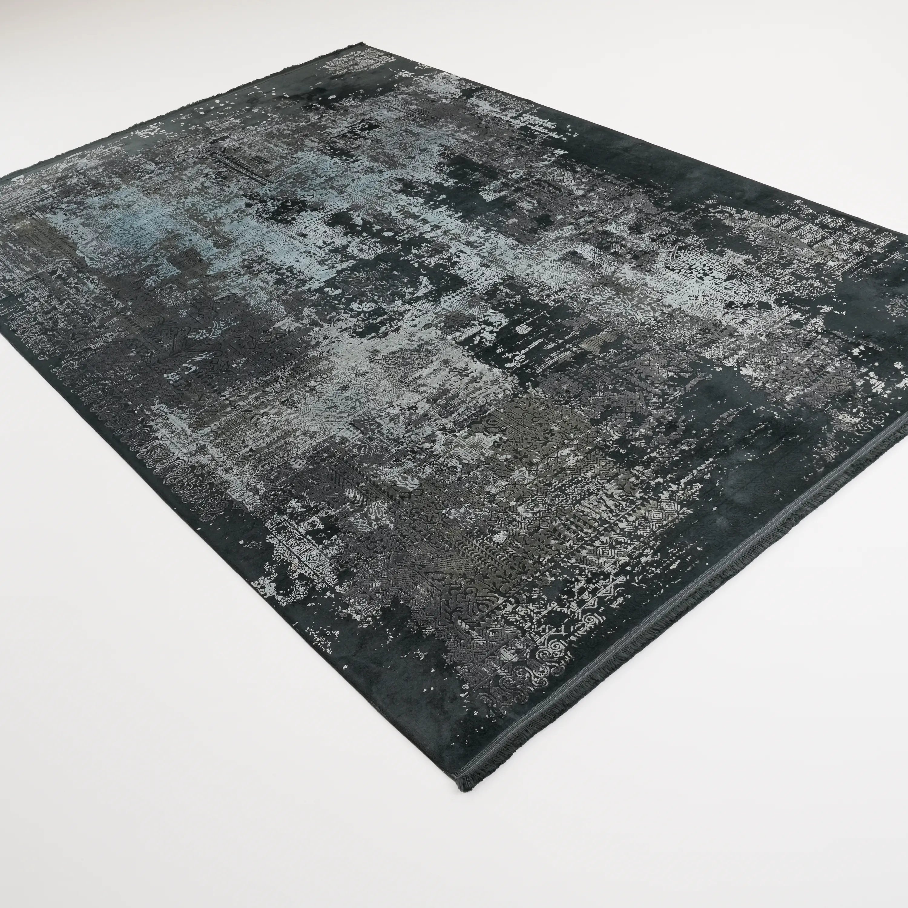 Vintage Desenli Antrasit Viskon Halı