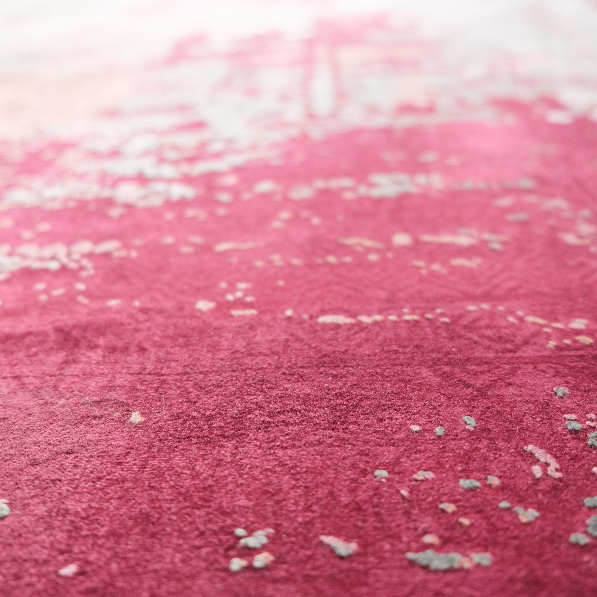 Vintage Design Machine Woven Carpet