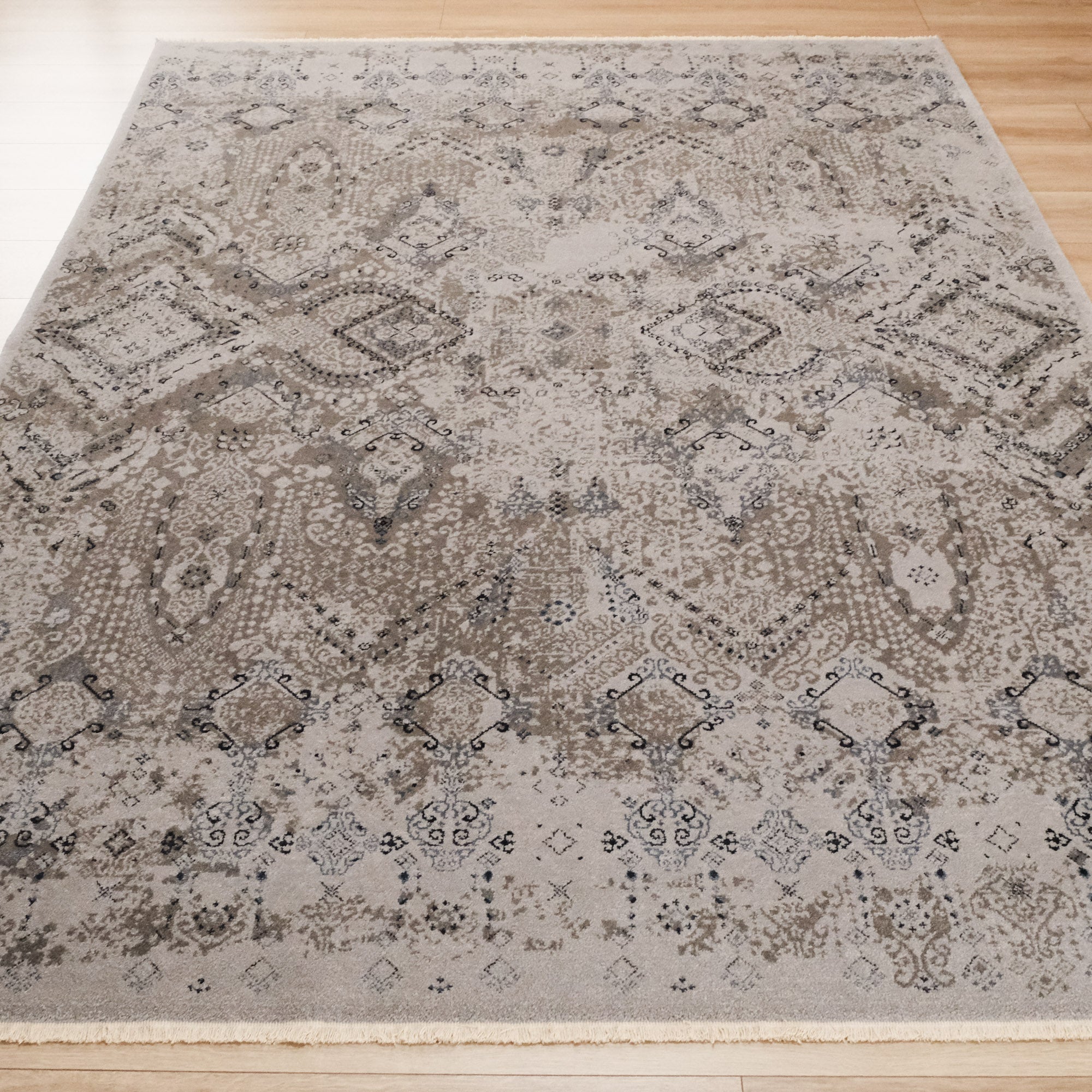 Vintage Design Machine Woven Carpet
