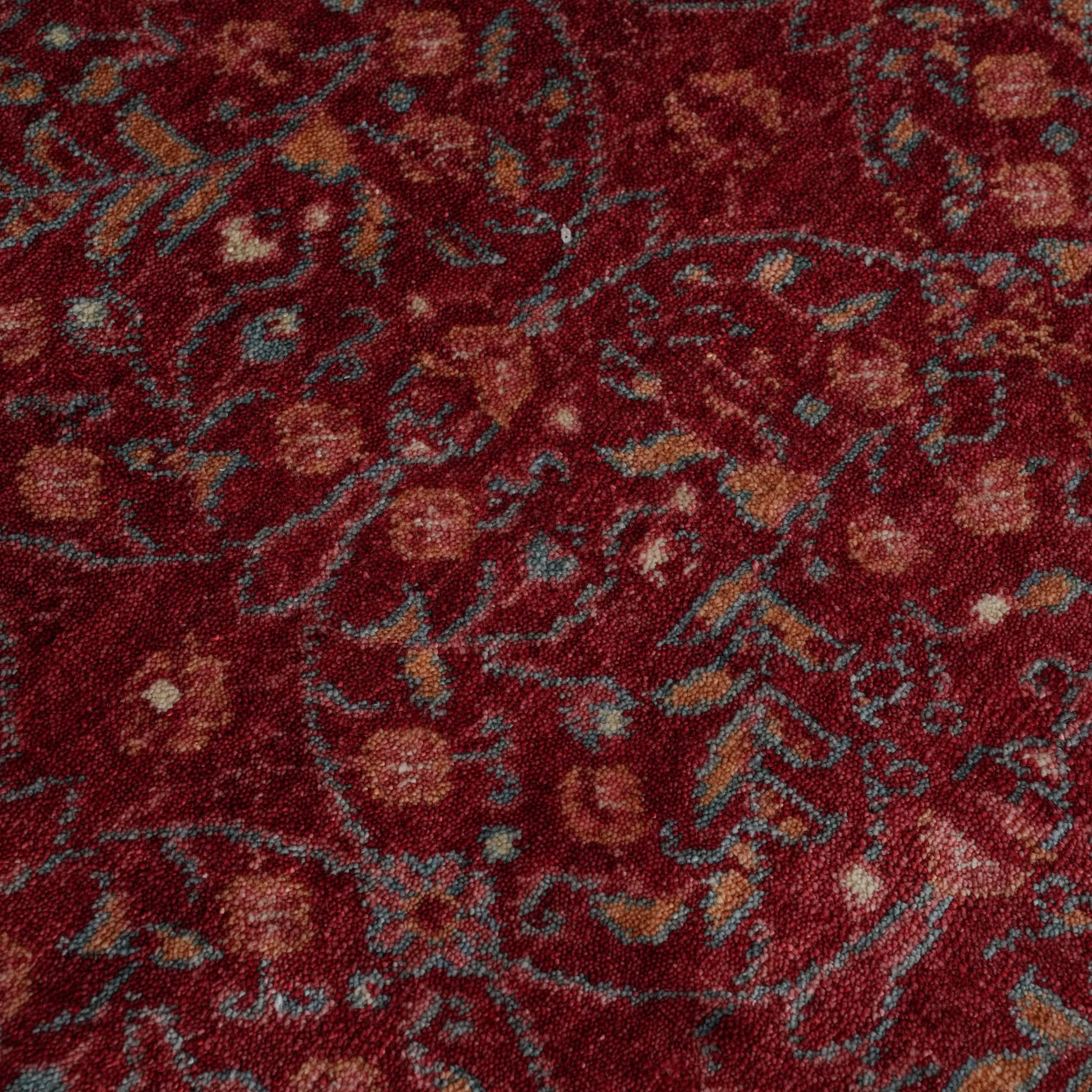 Zade Serisi Çiçek Desenli Kırmızı Tezgah Dokuma Doğal Yuvarlak Halı