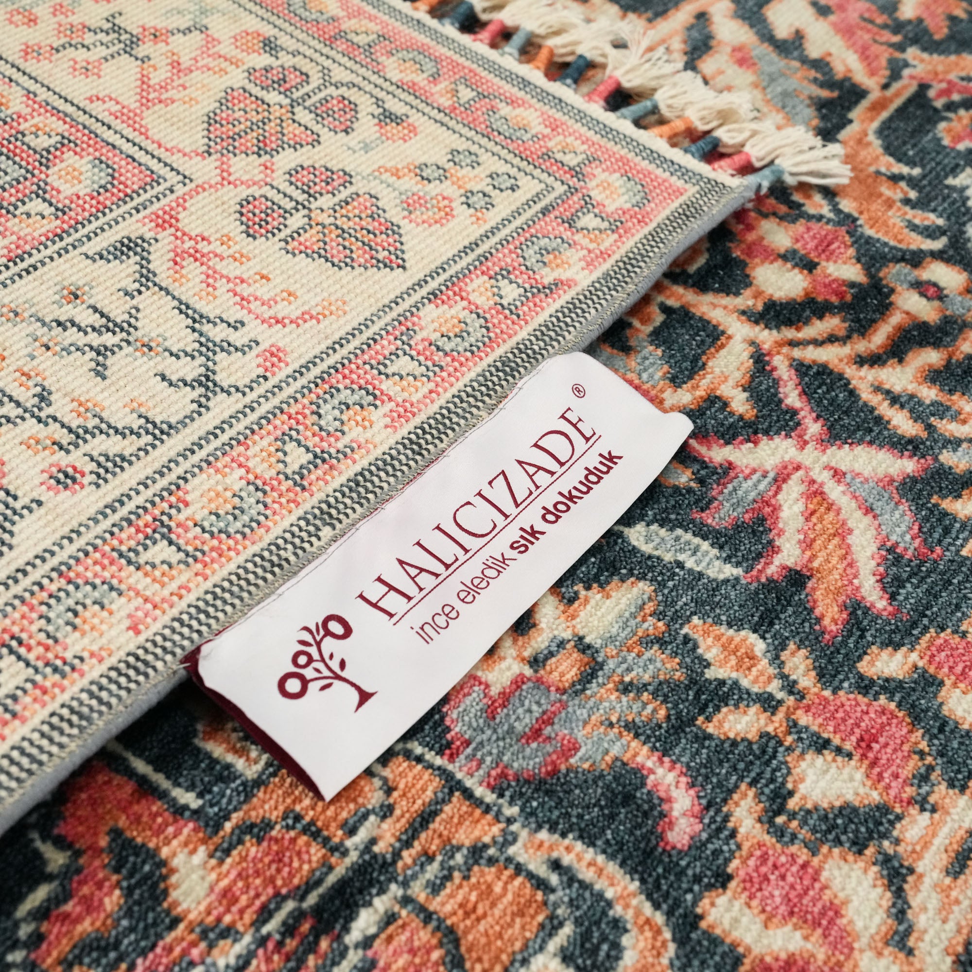 Zade Series Flower Patterned Colorful Loom-Woven Rug