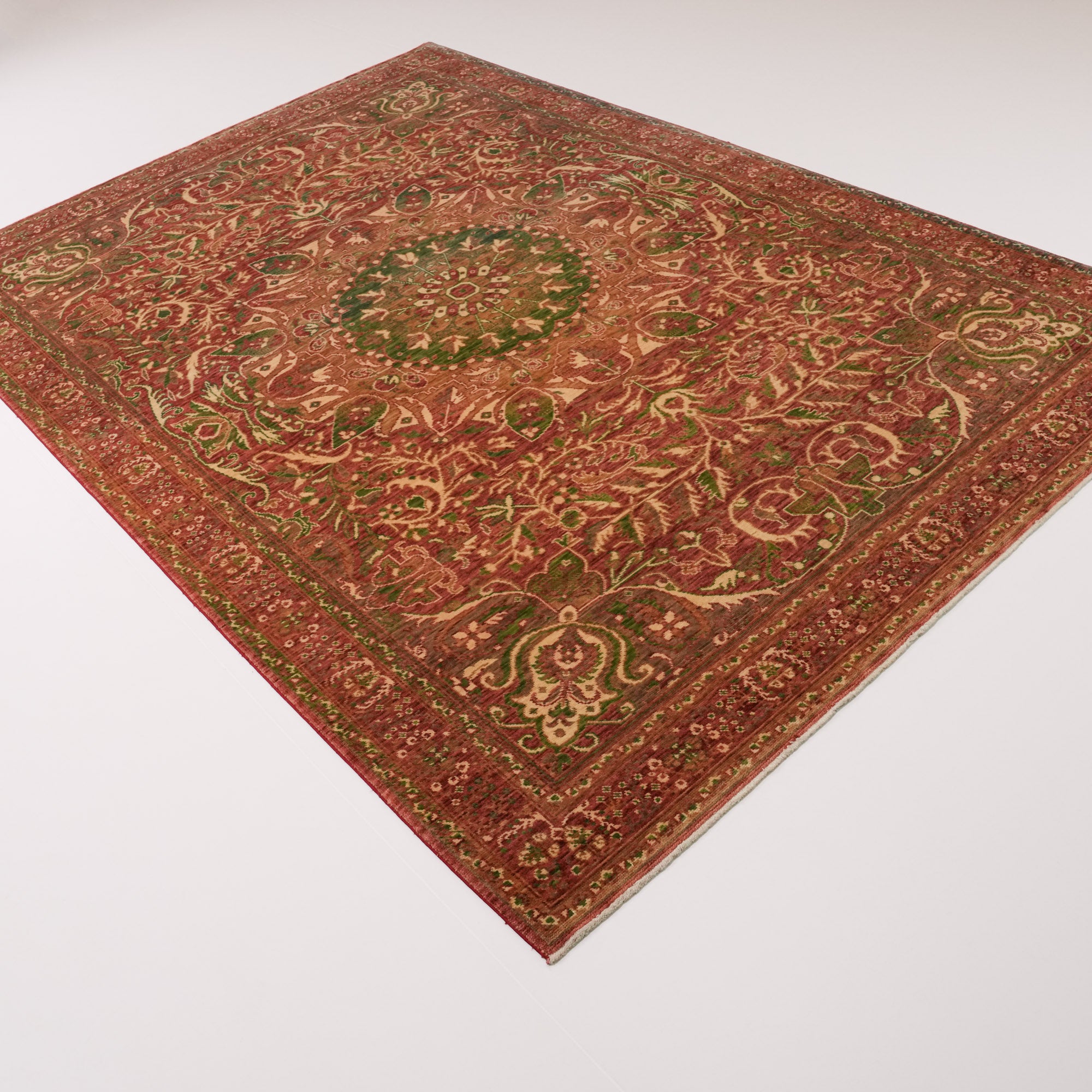 Zade Serisi Çiçek Desenli Rengarenk Yün Tezgah Dokuma Halı