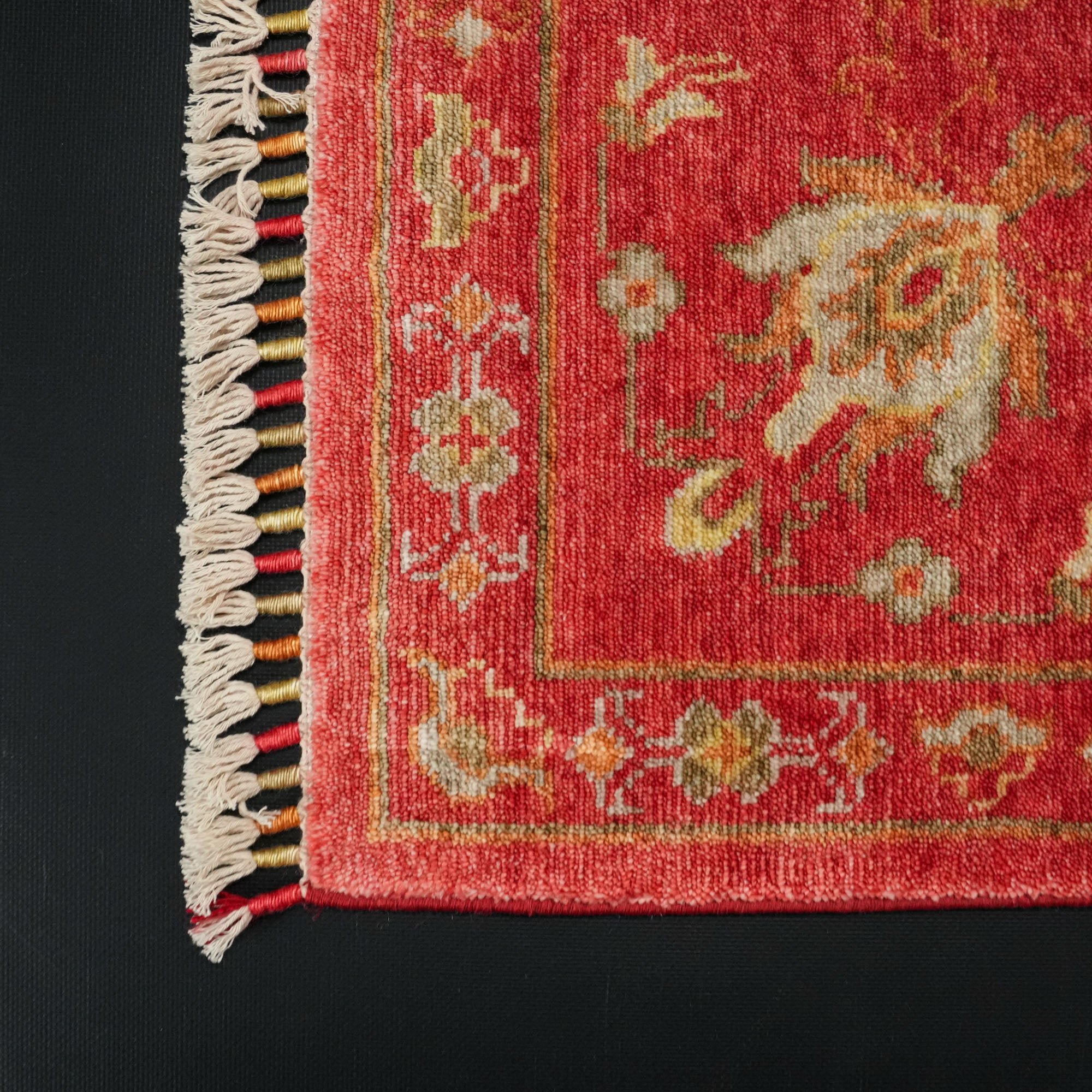 Zade Serisi Uşak Desenli Kırmızı Tezgah Dokuma Doğal Halı