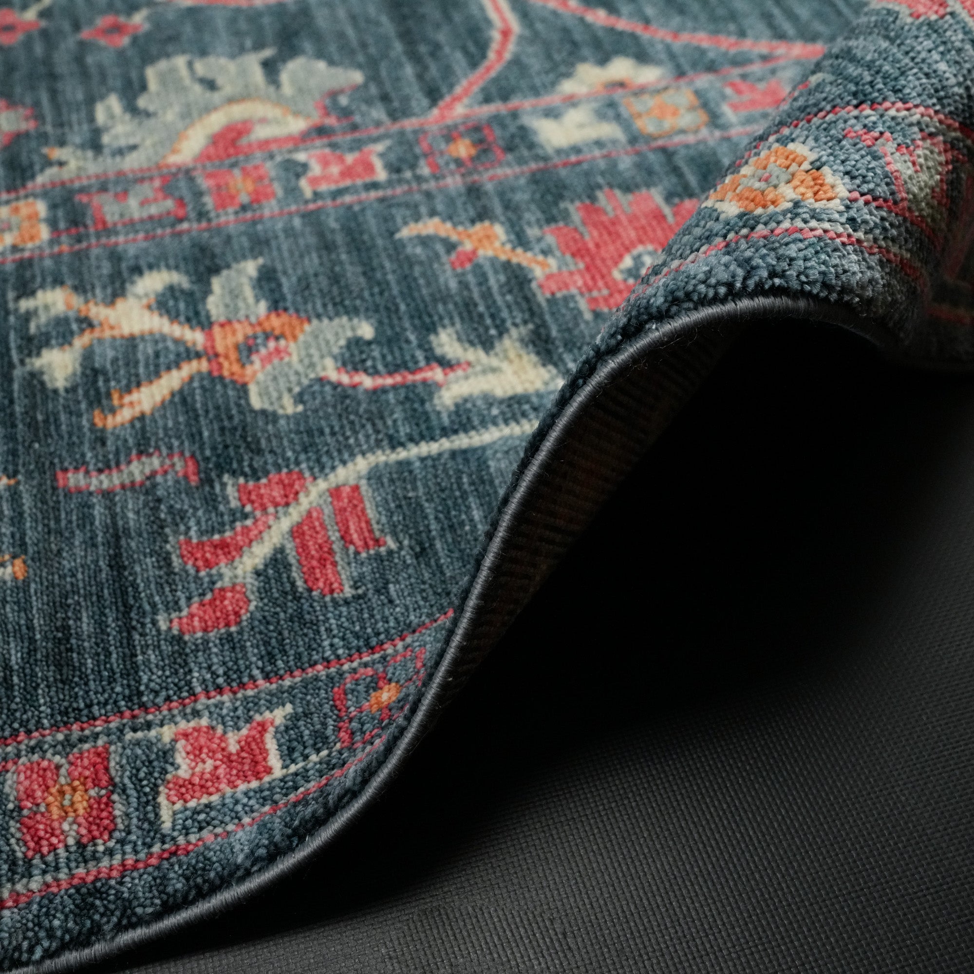 Zade Series Uşak Patterned Navy Blue Special Loom Woven Natural Carpet