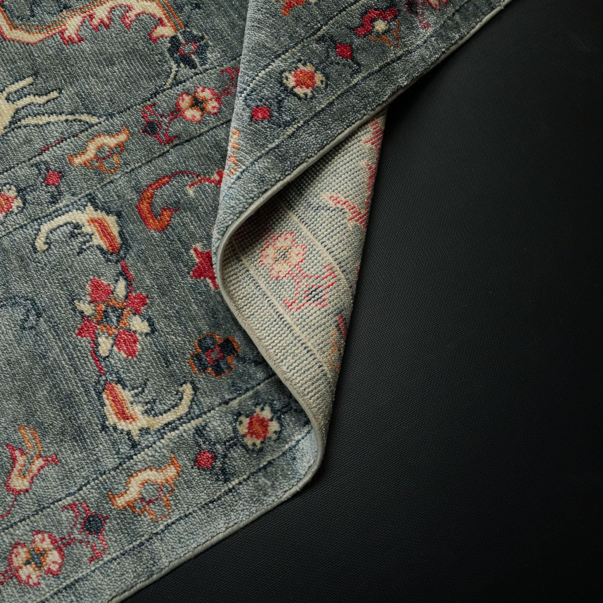 Zade Series Uşak Patterned Turquoise Loom-Woven Natural Rug