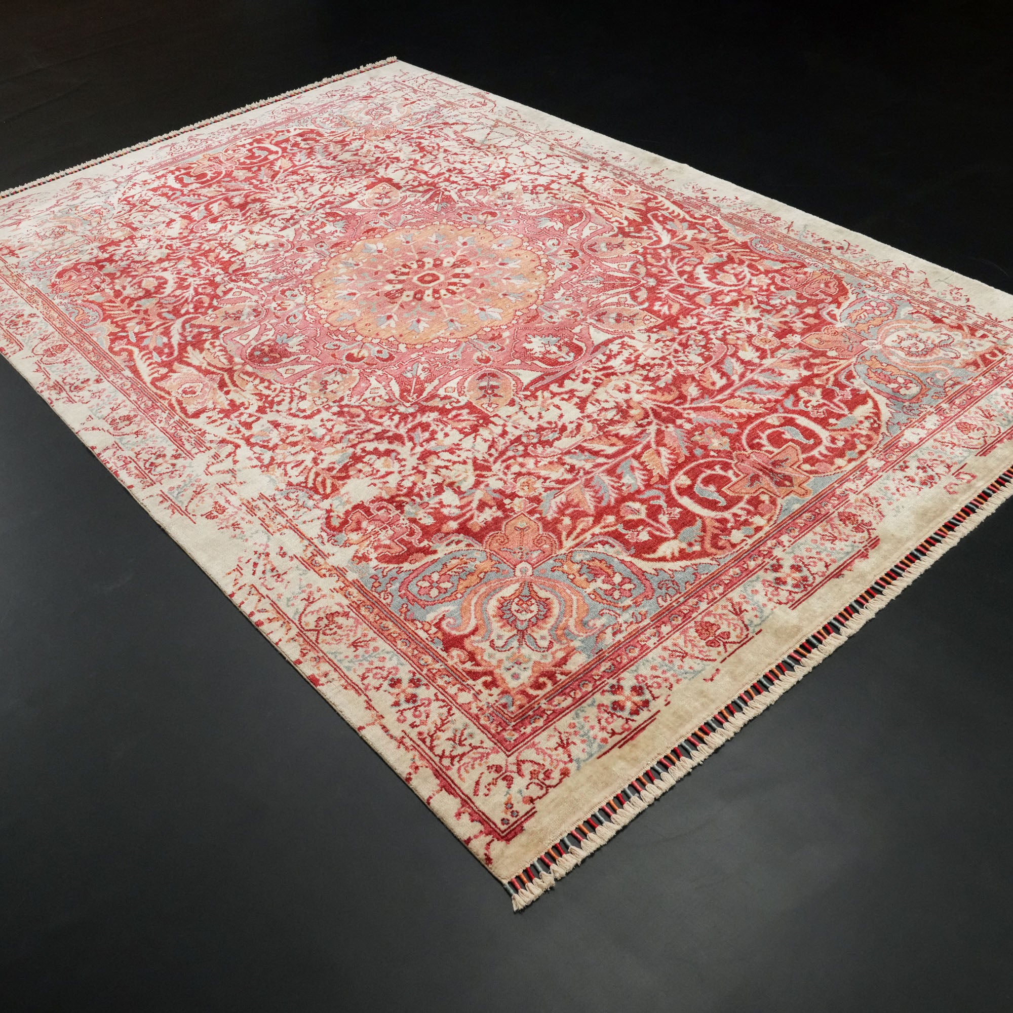 Zade Serisi Vintage Desenli Kırmızı Tezgah Dokuma Halı