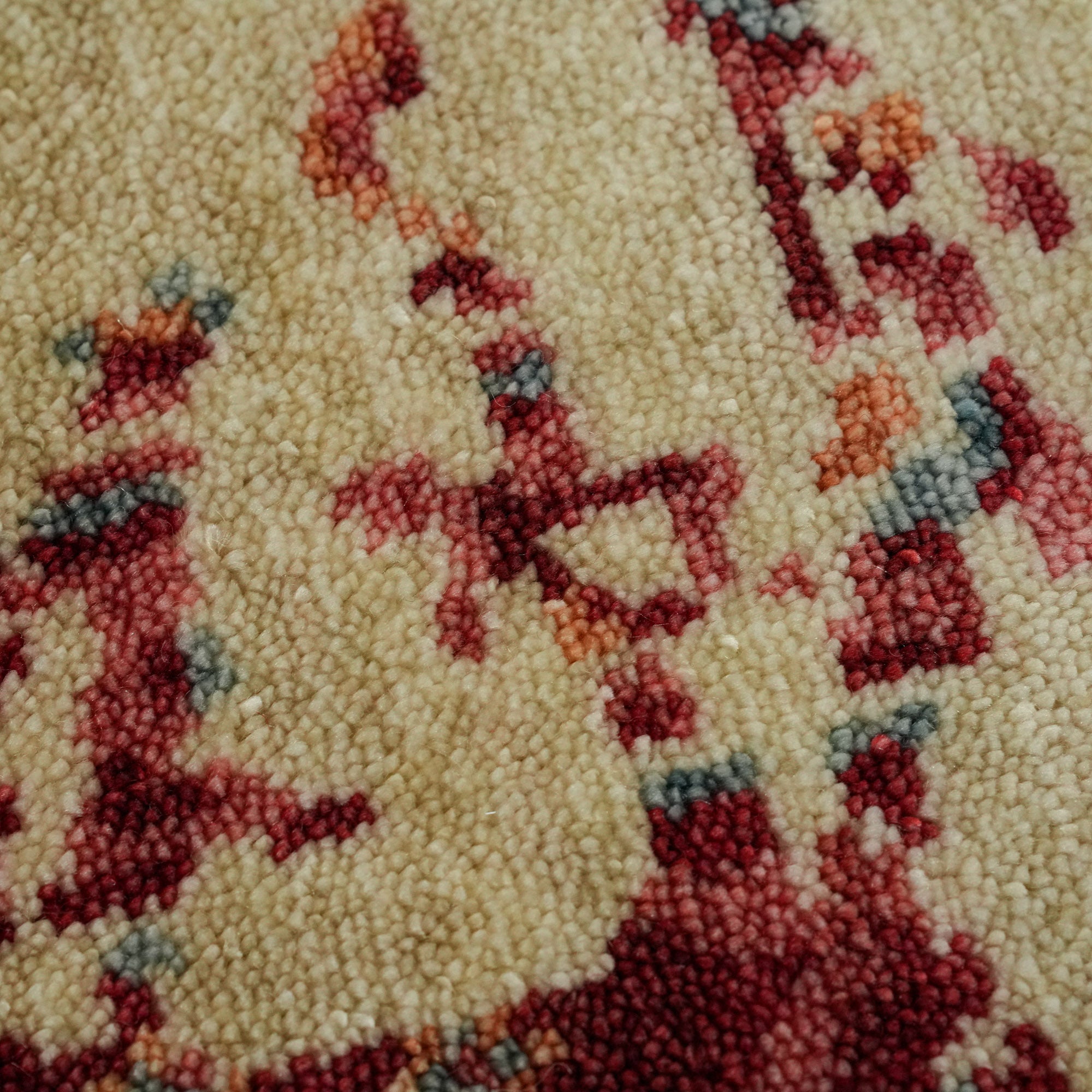 Zade Serisi Vintage Desenli Krem Tezgah Dokuma Doğal Halı