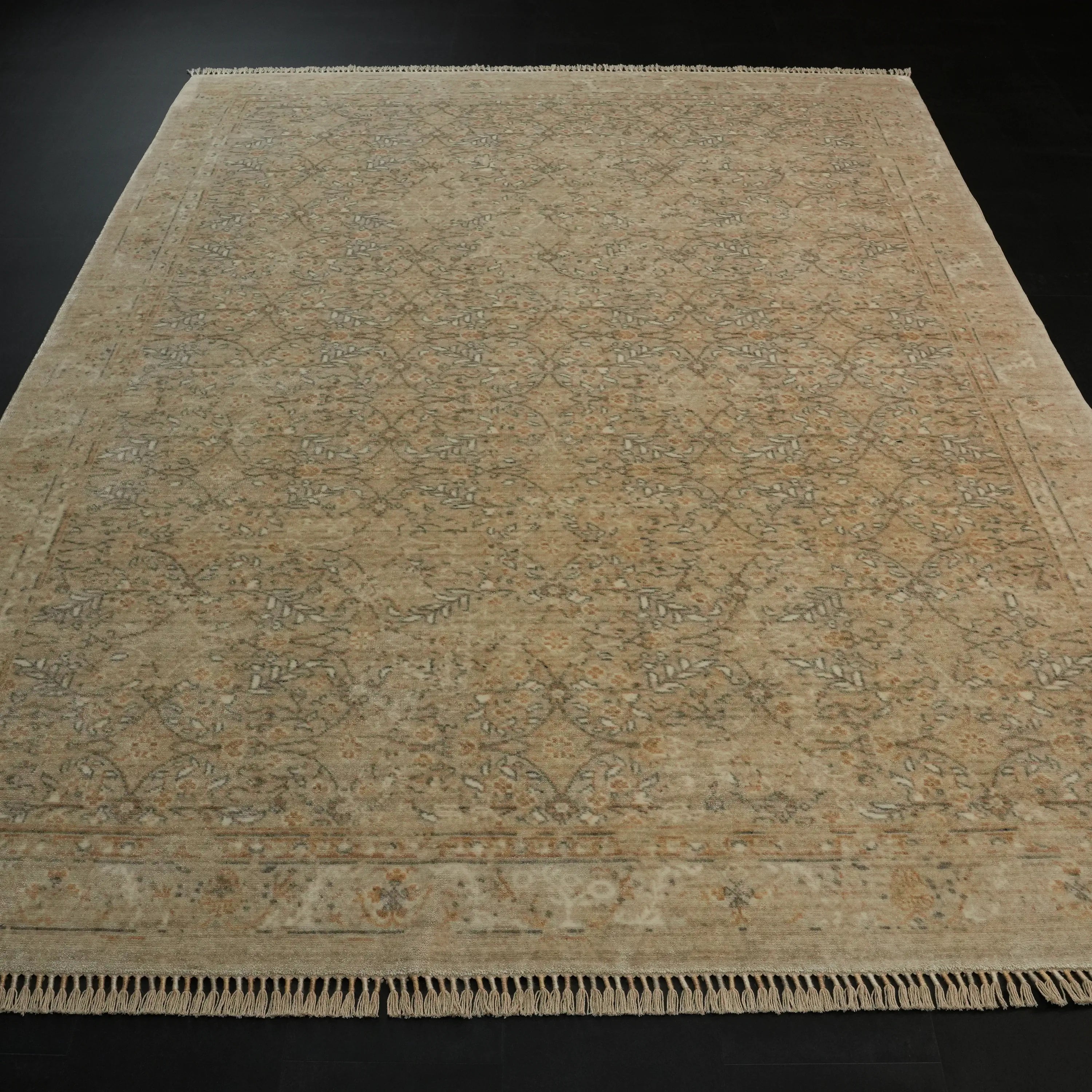 Zade Serisi Vintage Desenli Krem Tencel Tezgah Dokuma Halı