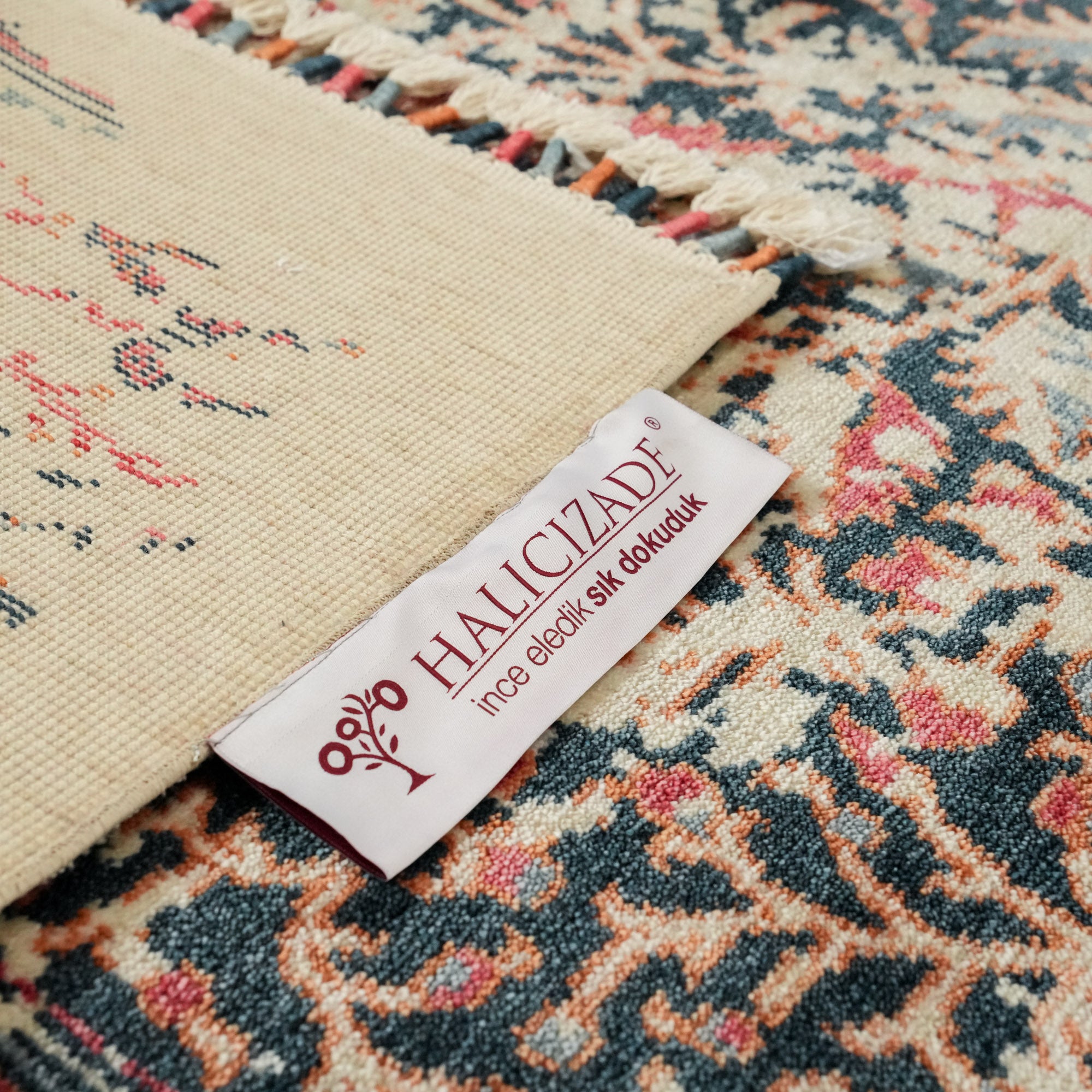 Zade Series Vintage Patterned Blue Special Countertop Carpet