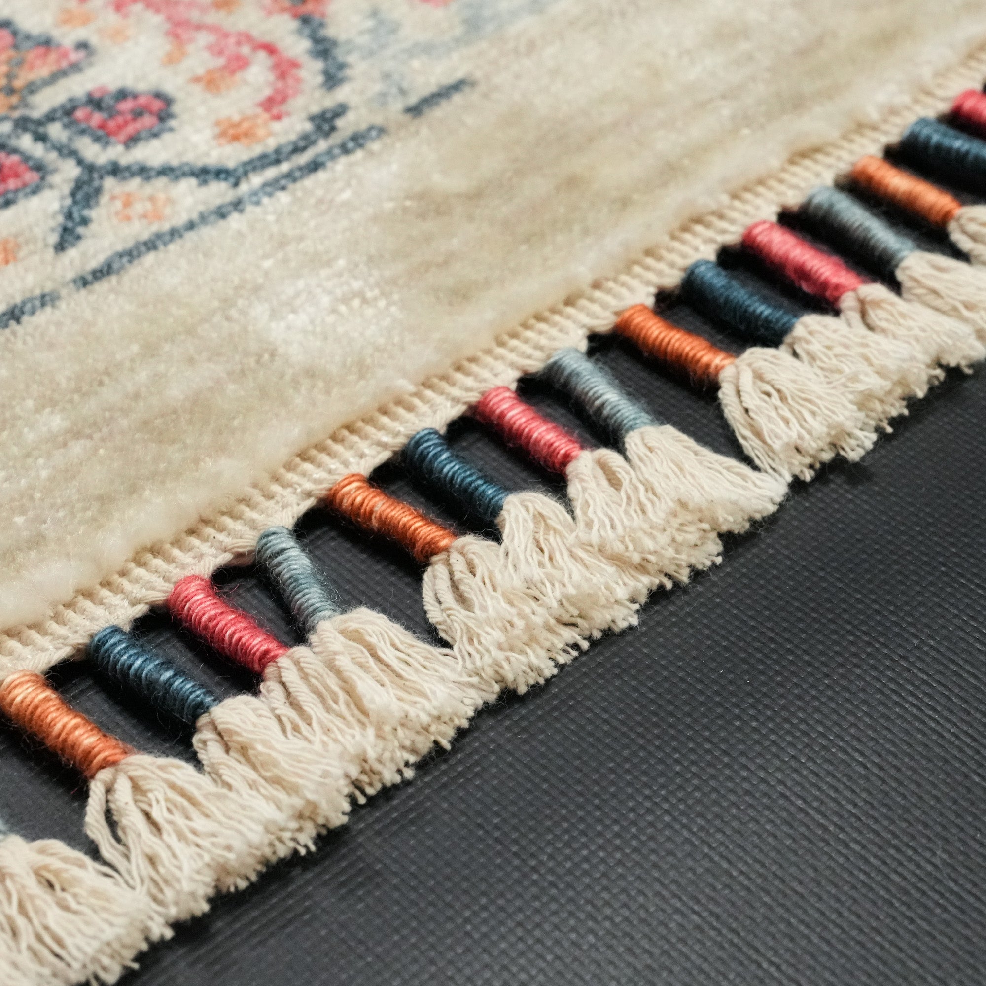 Zade Series Vintage Patterned Colorful Special Countertop Carpet