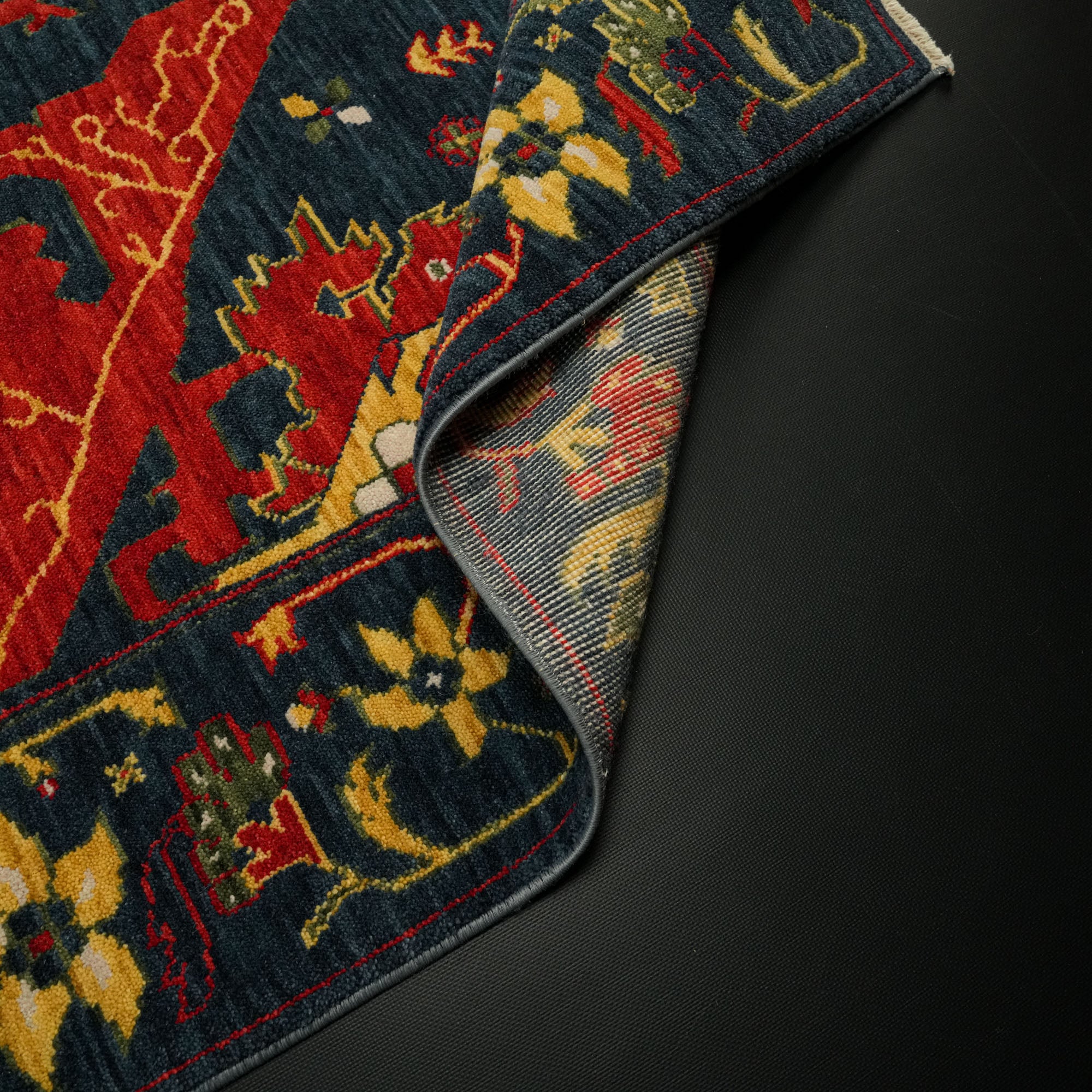 Zara Serisi Anadolu Desenli Lacivert Yün Tezgah Dokuma Halı