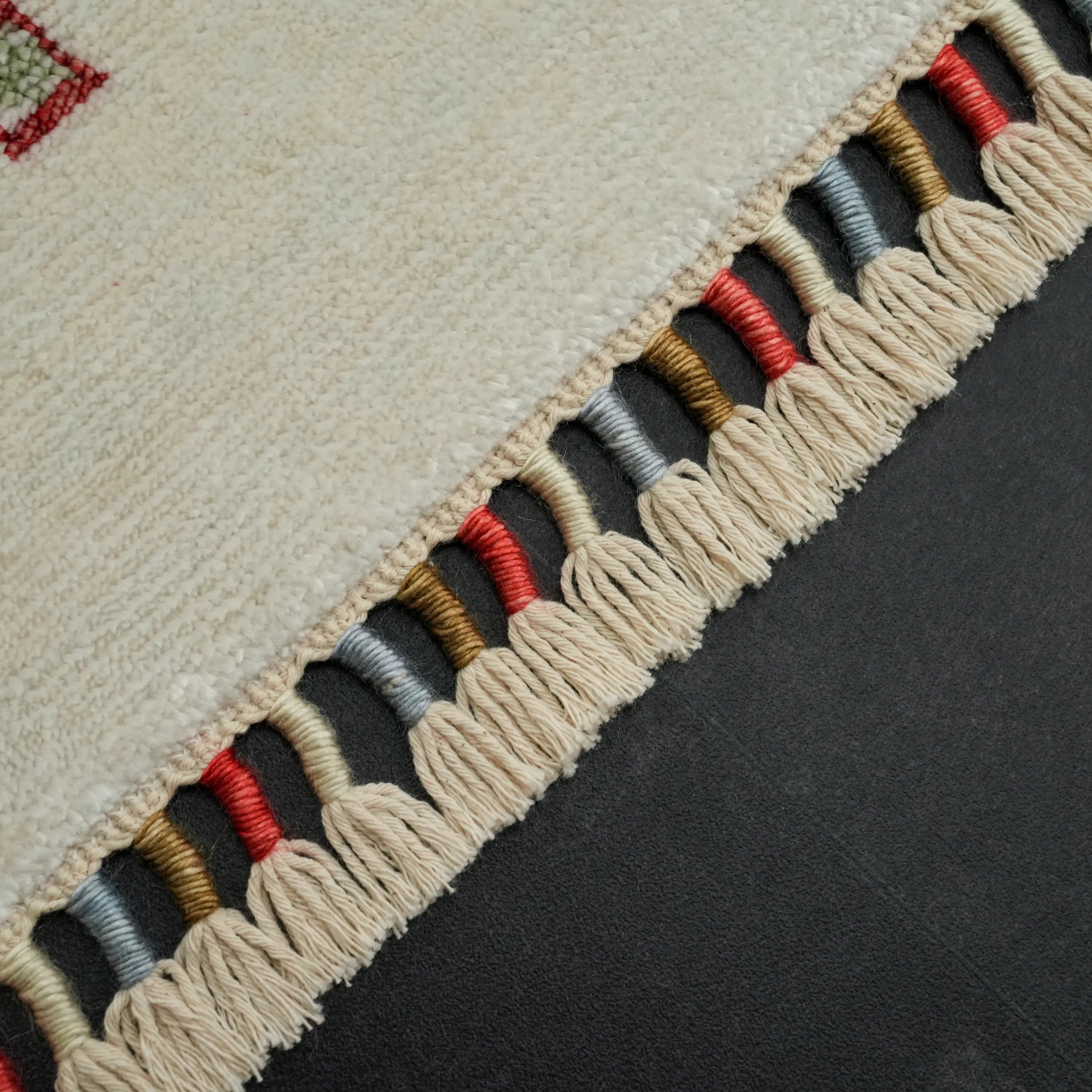 Zara Series Ethnic Patterned Loom-Woven Rug