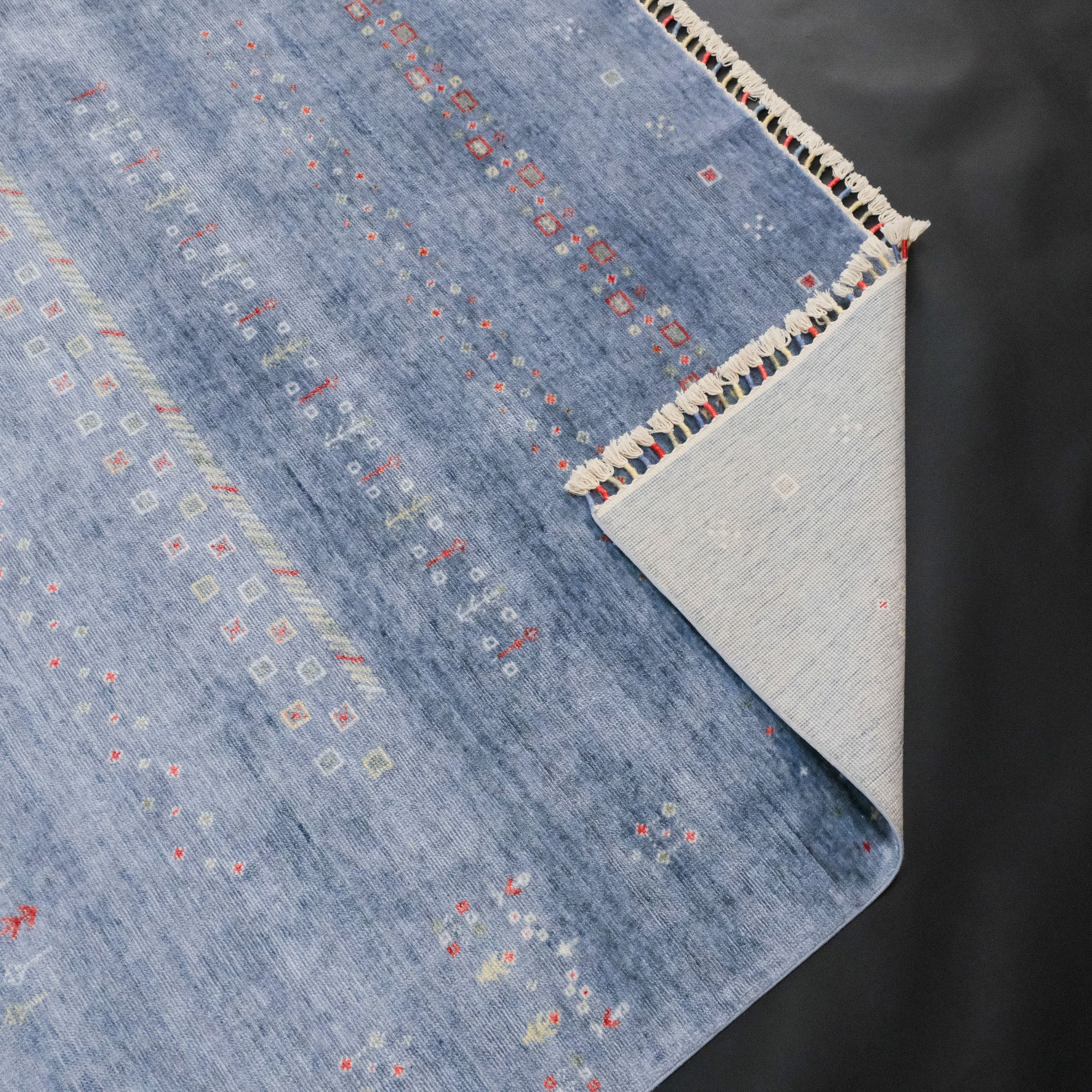 Zara Geometric Design Machine Woven Carpet