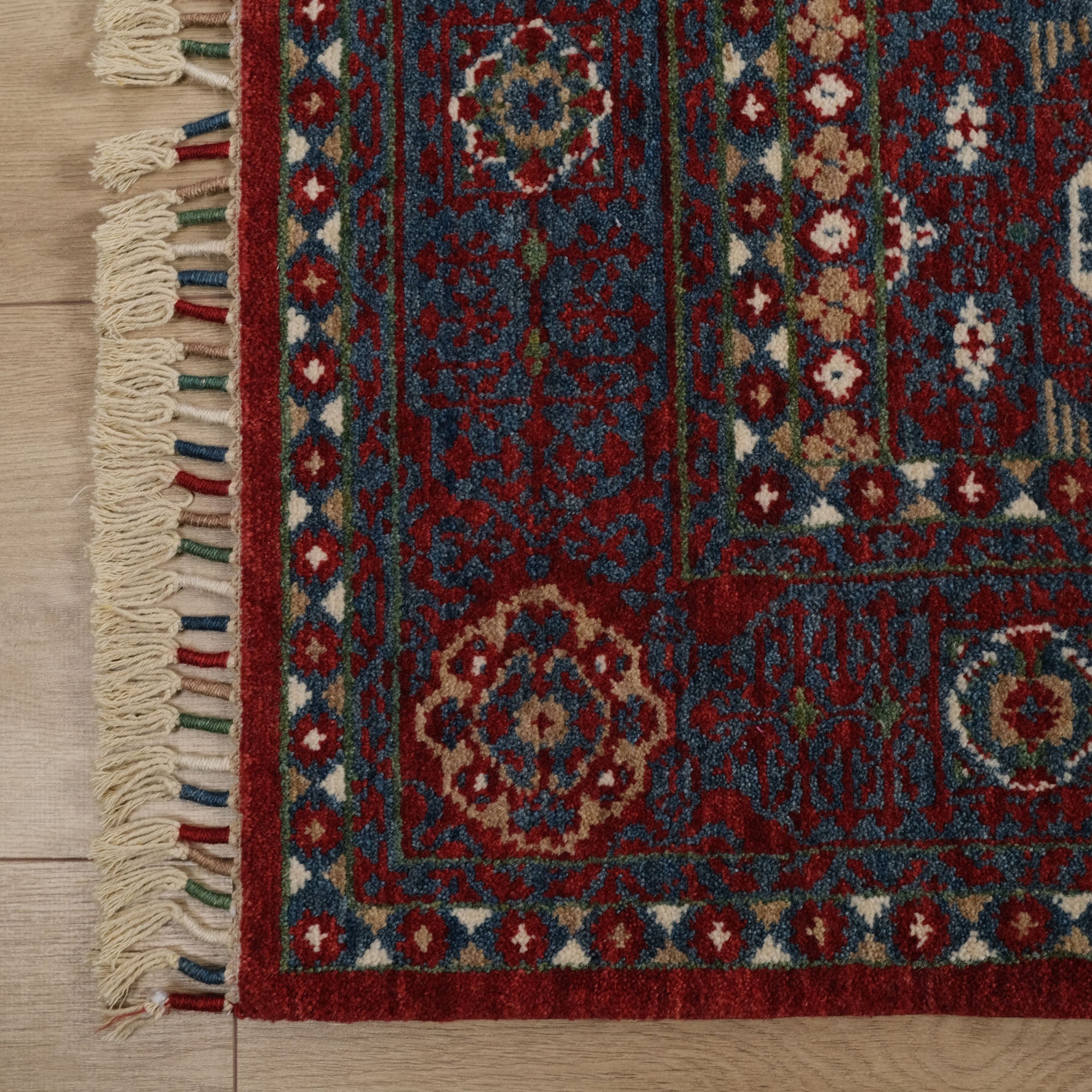 Zara Serisi Memlük Desenli Kırmızı Yün Halı