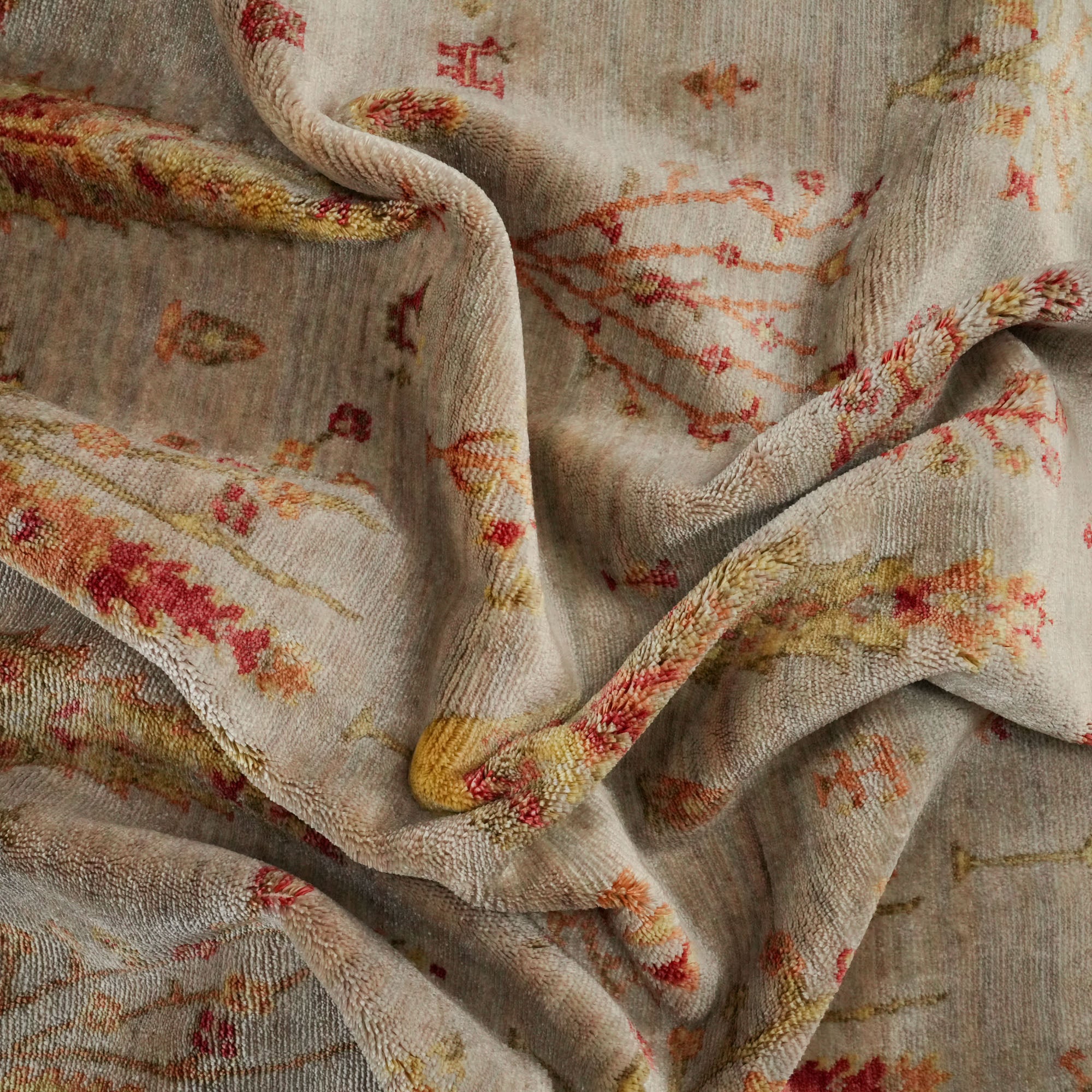 Zara Series Authentic Patterned Cream Bamboo Carpet