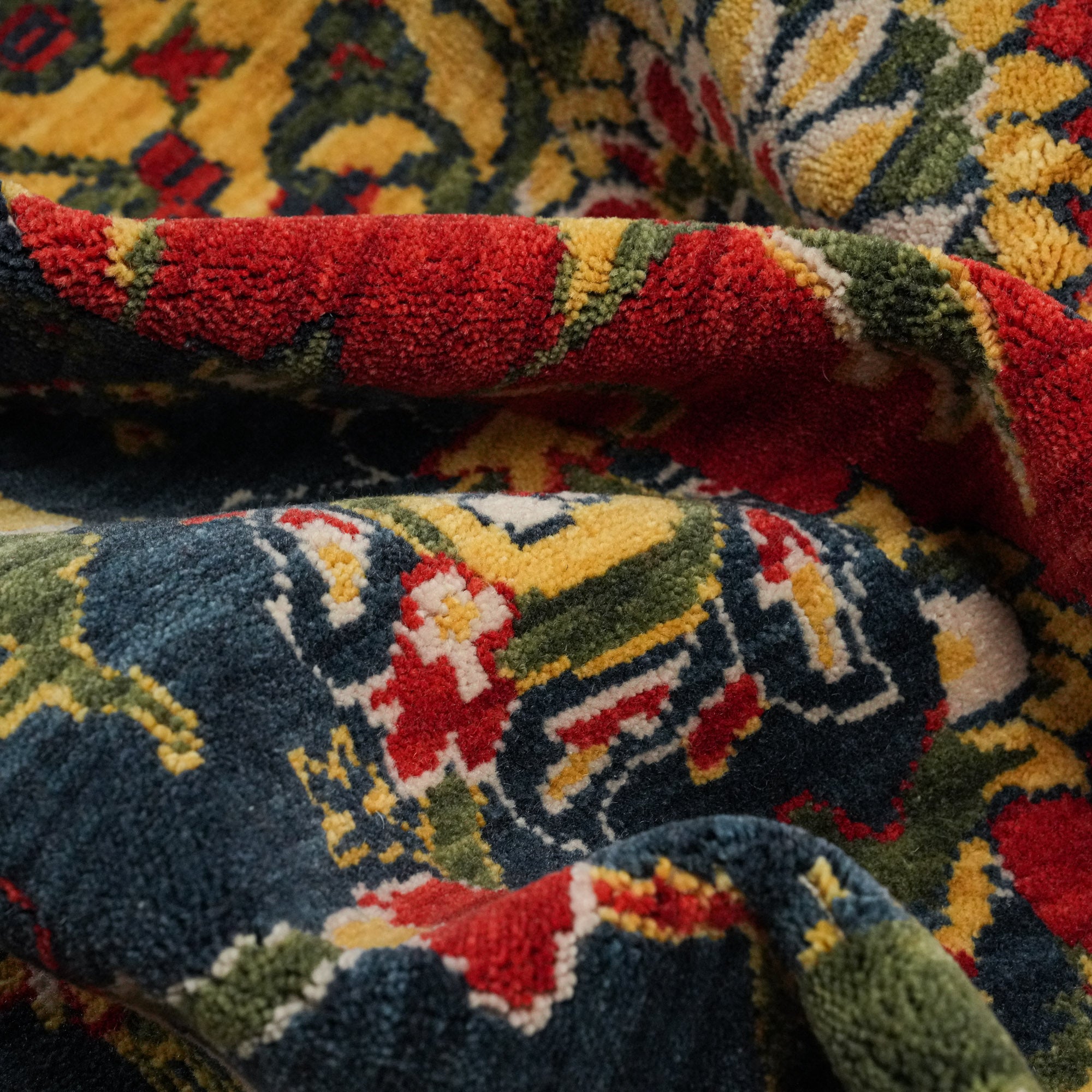 Zara Series Shawl Pattern Colorful Wool Loom Woven Rug