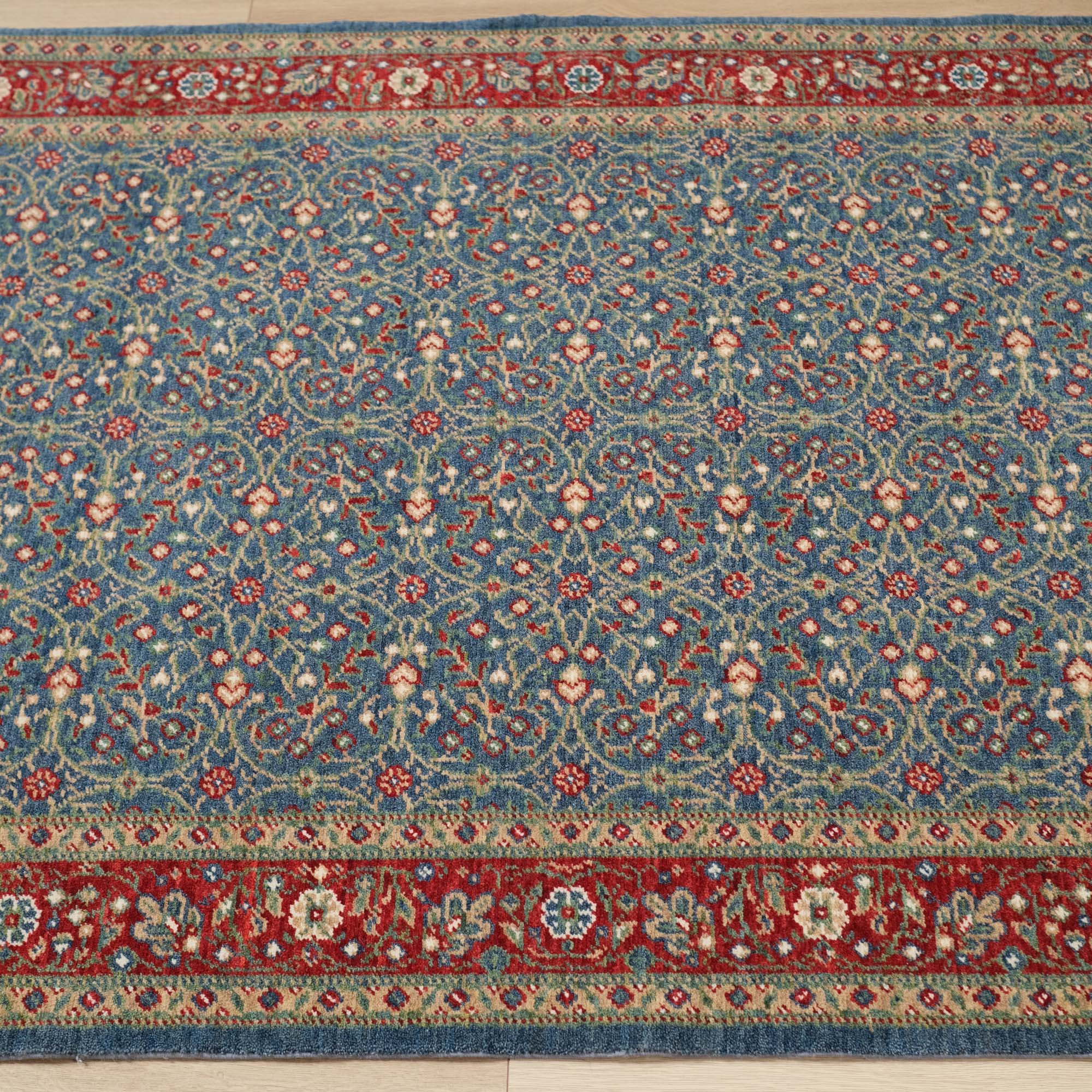 Zara Series Uşak Patterned Loom-Woven Rug
