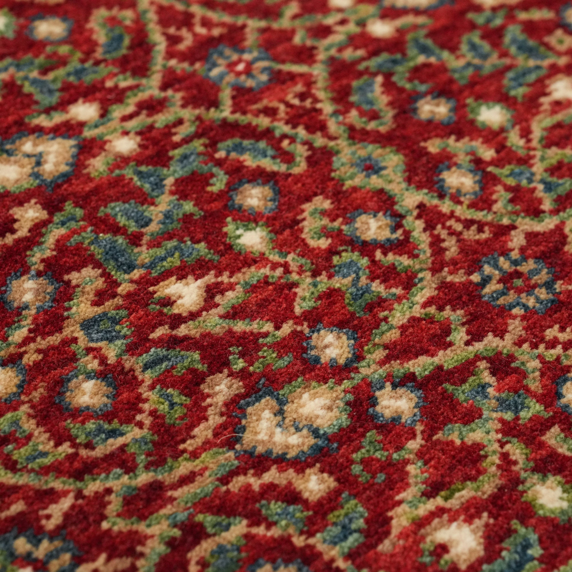 Zara Serisi Uşak Desenli Tezgah Dokuma Halı