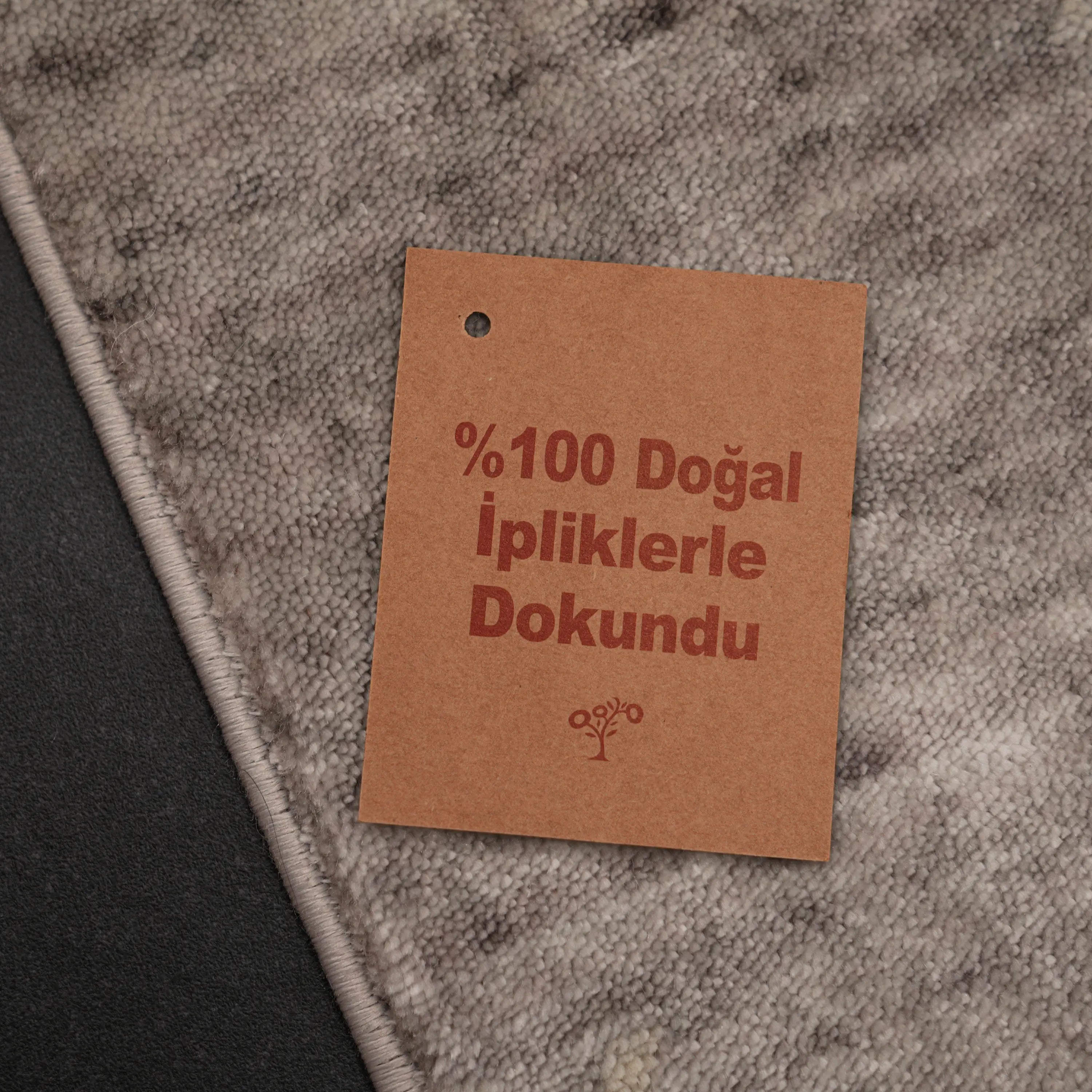 Zima Serisi Geometrik Desenli Gri Tezgah Dokuma Doğal Halı