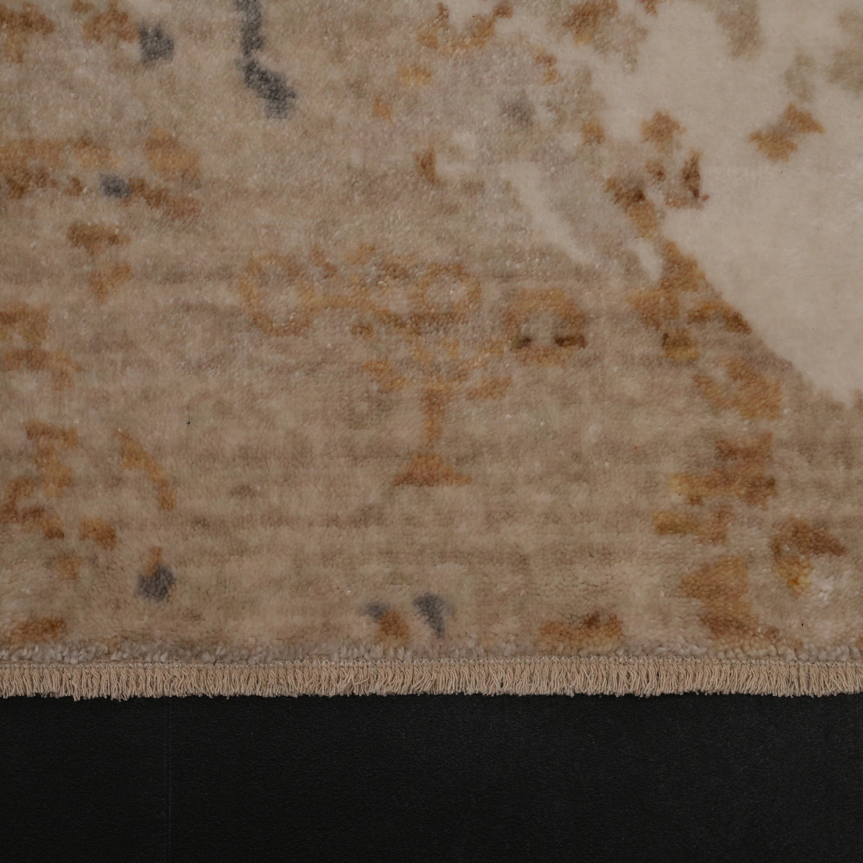 Zima Serisi Soyut Desenli Bej Doğal Tencel Tezgah Dokuma Halı