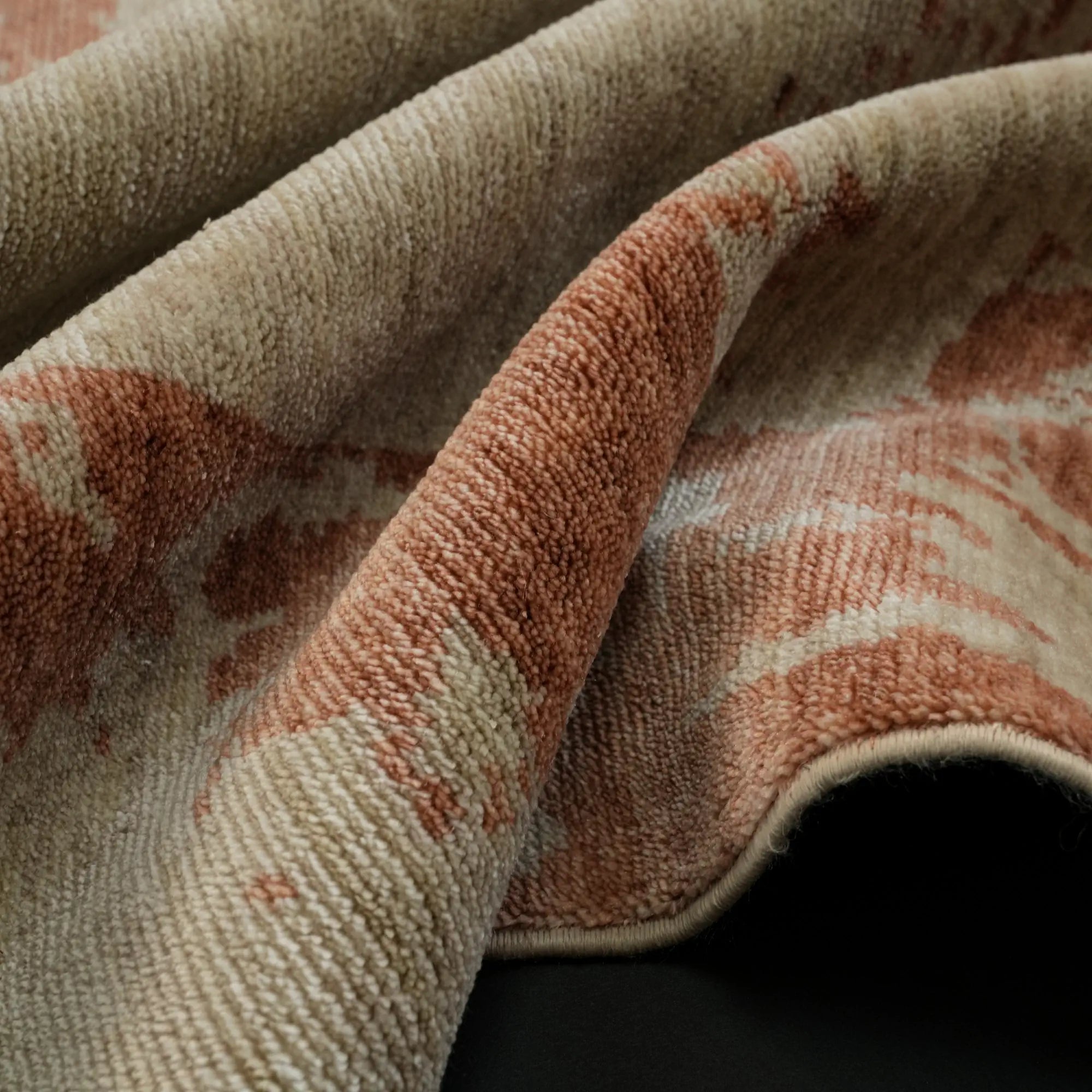 Zima Series Abstract Patterned Beige Tencel Loom Woven Rug