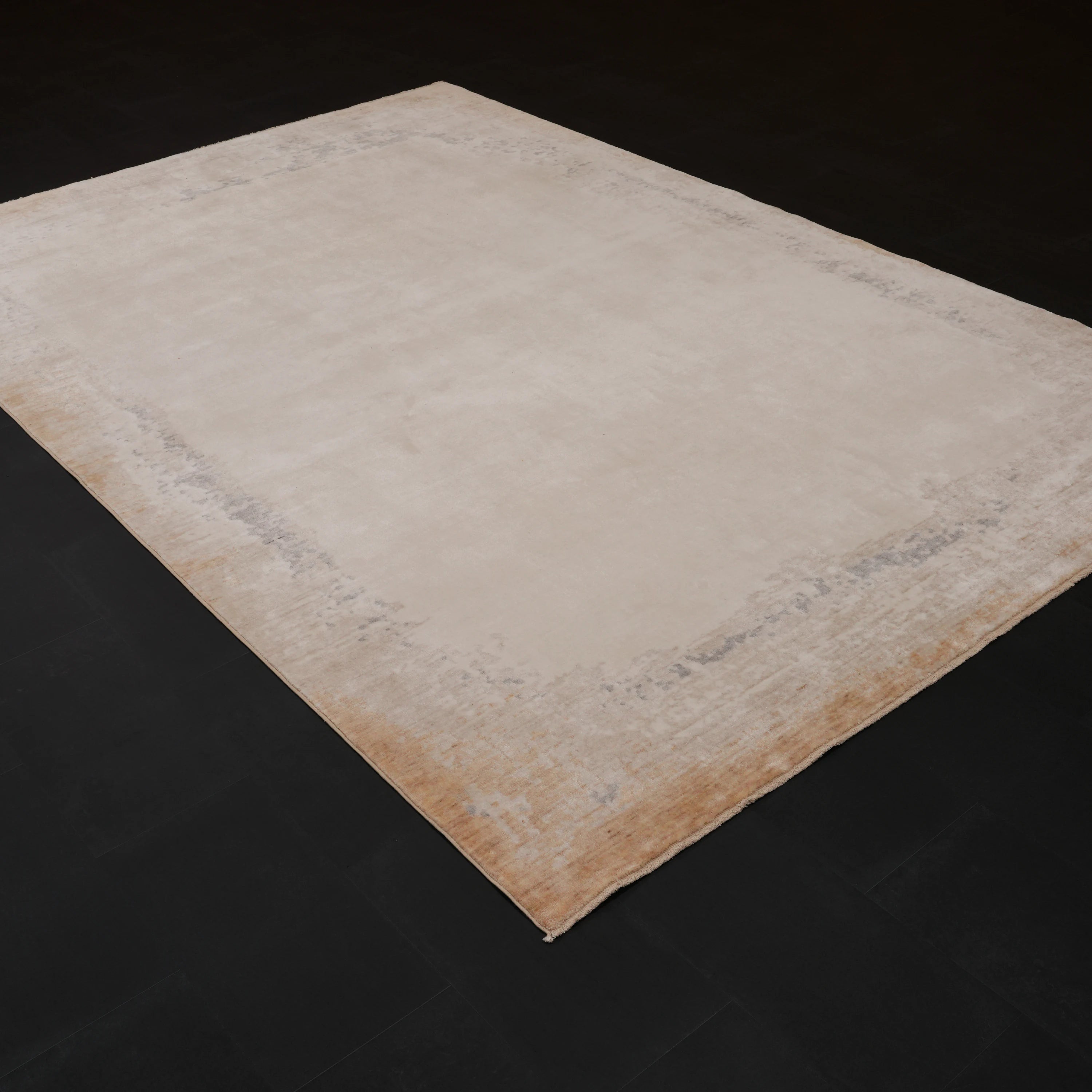 Zima Serisi Soyut Desenli Doğal Krem Tezgah Dokuma Halı