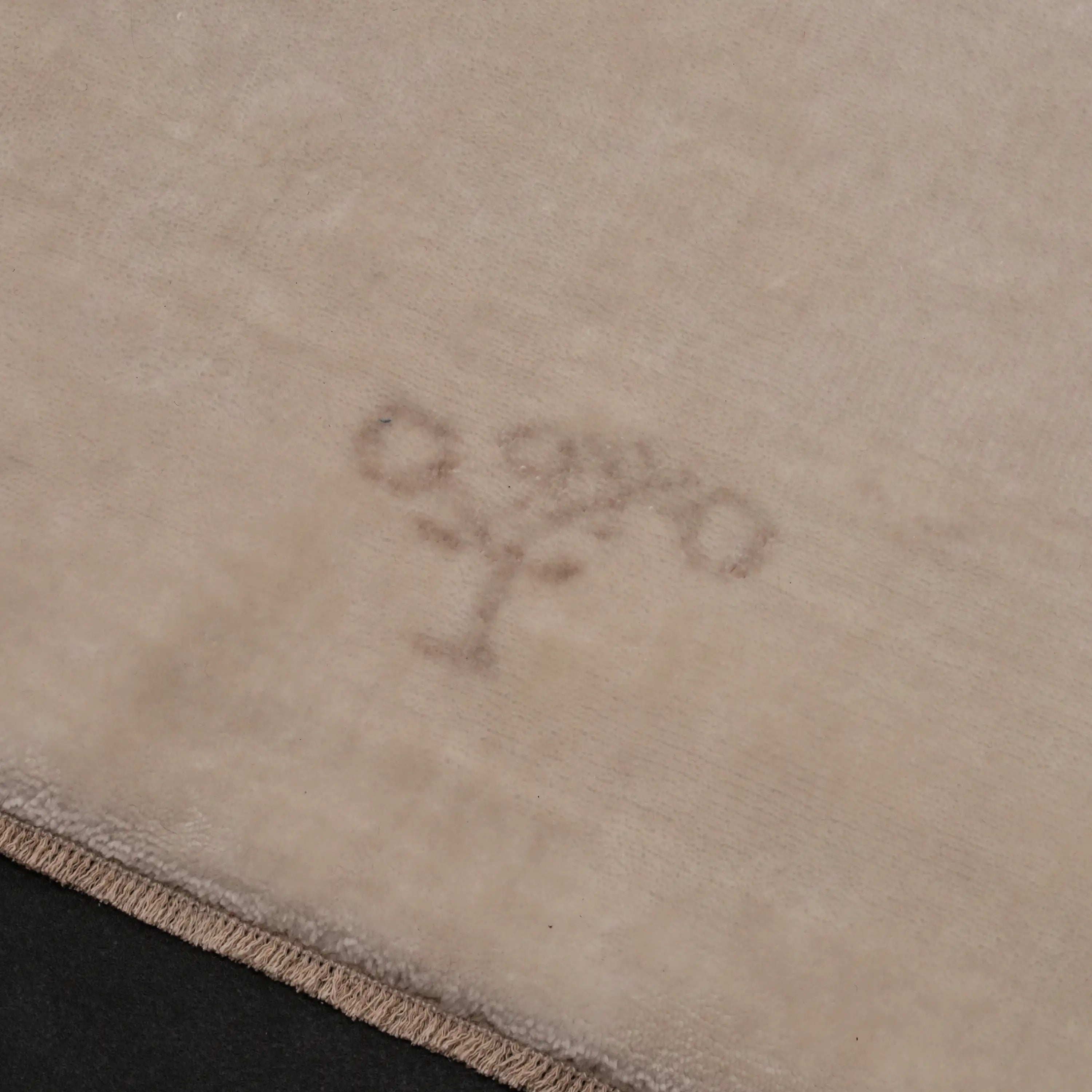 Zima Serisi Soyut Desenli Krem Doğal Tezgah Dokuma Halı