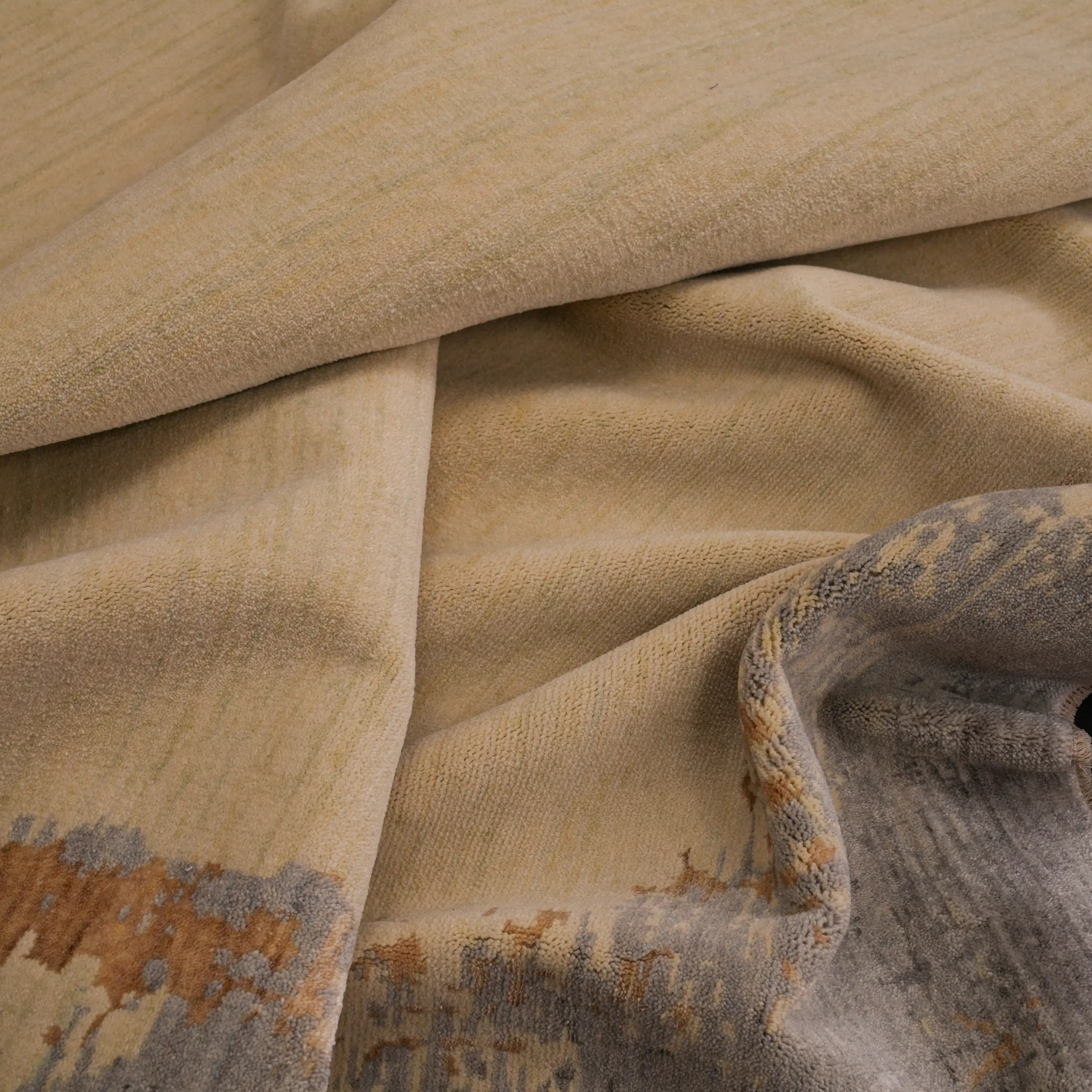 Zima Series Abstract Patterned Cream Loom-Woven Natural Rug