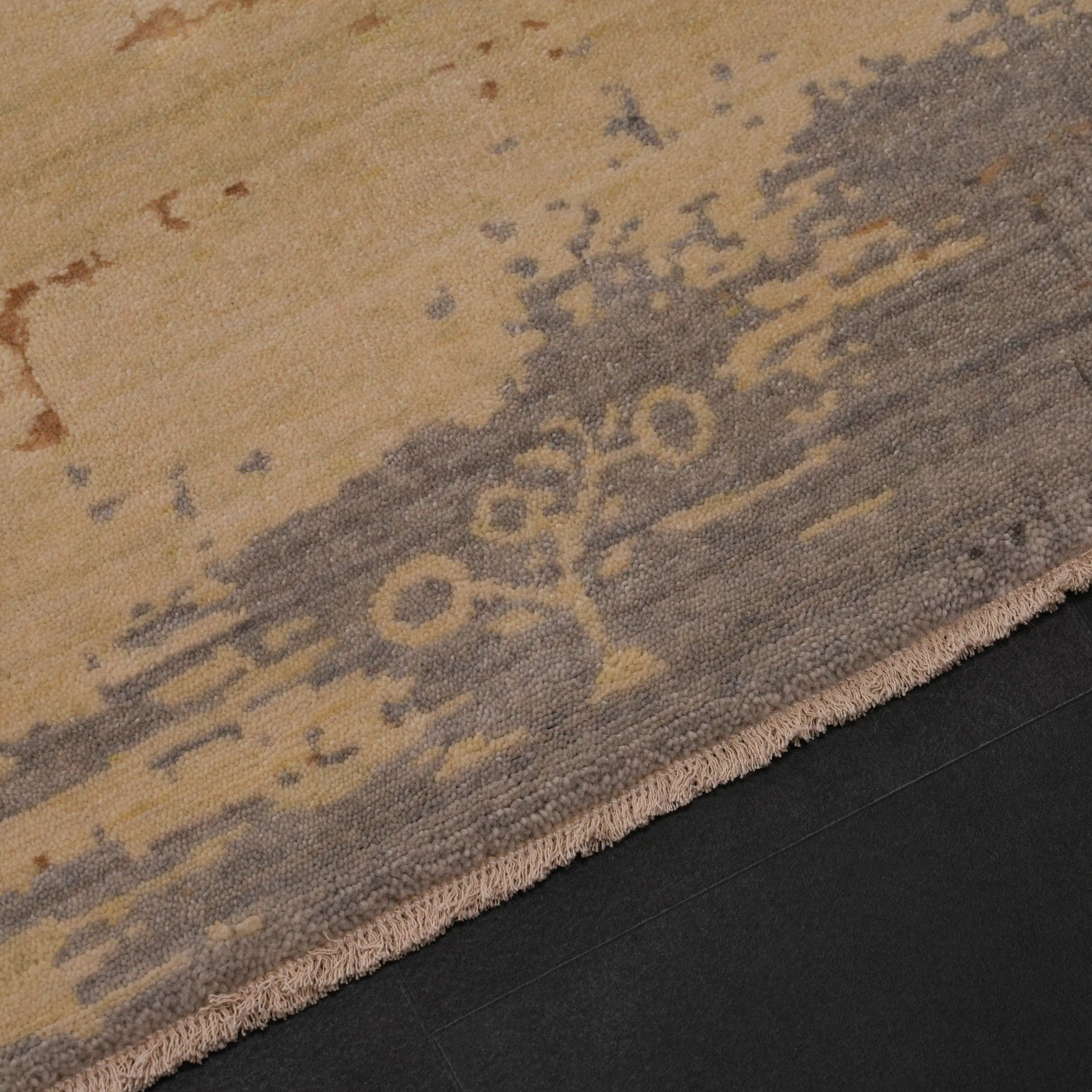 Zima Series Abstract Patterned Cream Loom-Woven Natural Rug