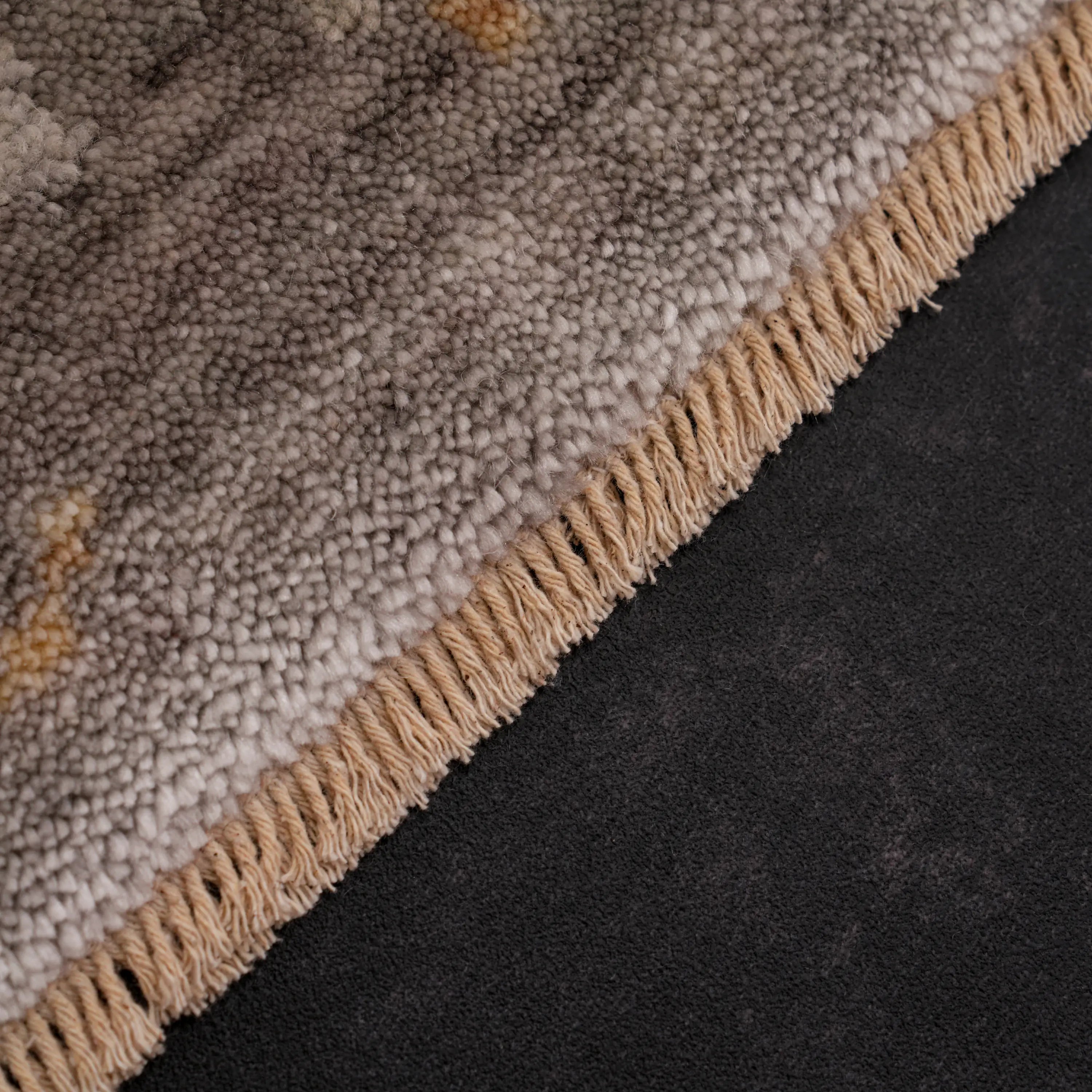 Zima Serisi Soyut Desenli Terra Tezgah Dokuma Doğal Halı