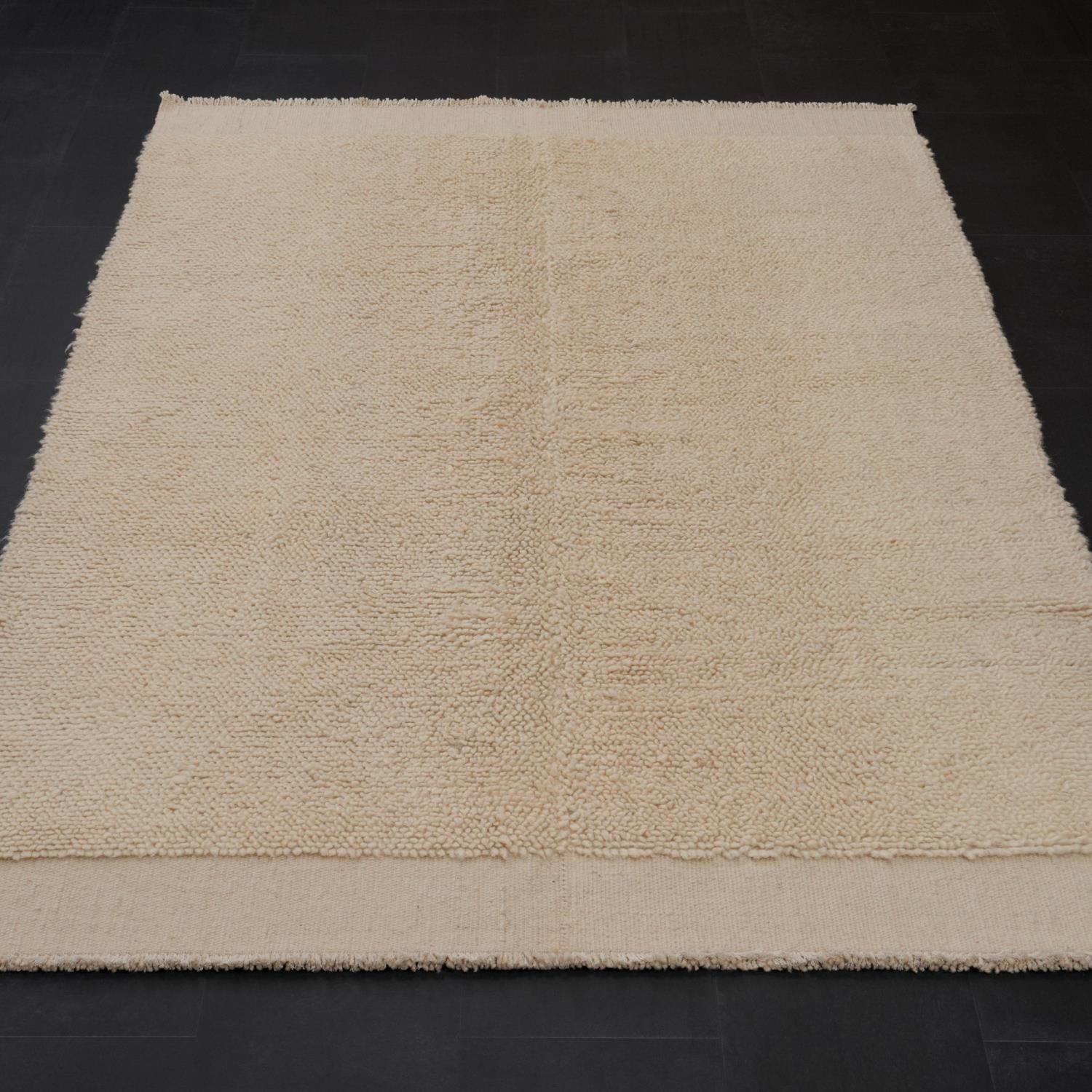 Bohem Serisi Krem Sade Desenli Yün Tezgah Dokuma Kilim