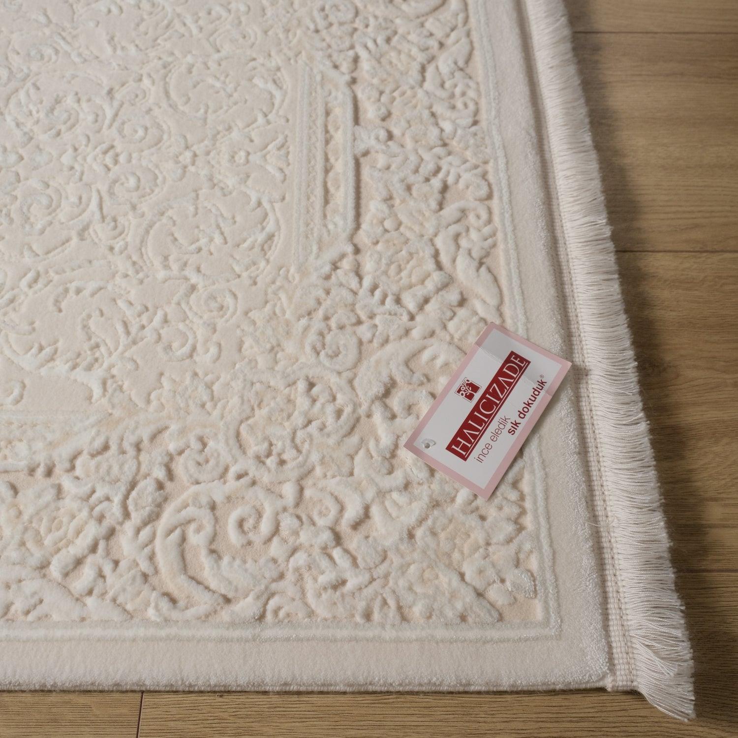 Çerçeve Desenli Makine Dokuma Halı