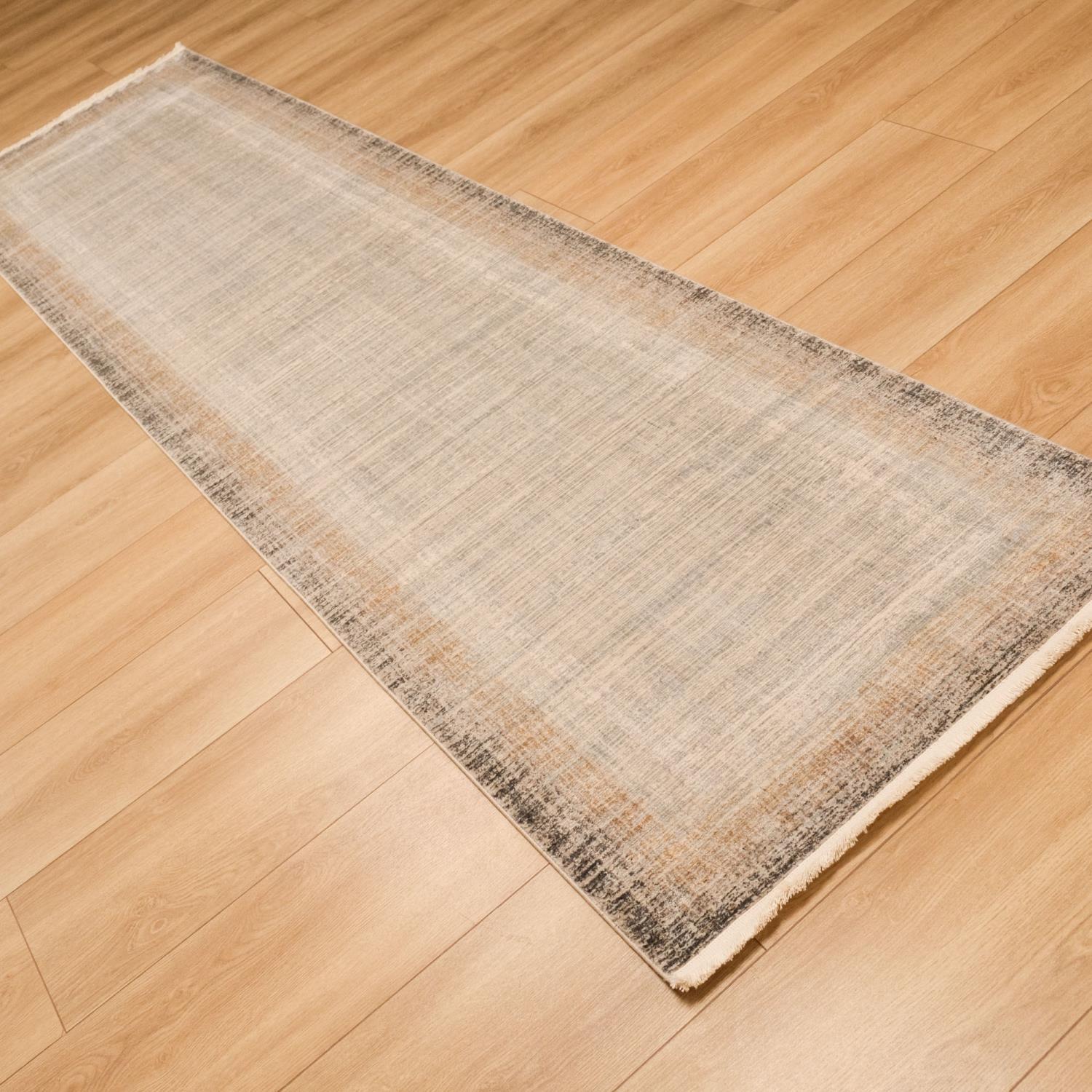 Frame Patterned Machine Woven Carpet