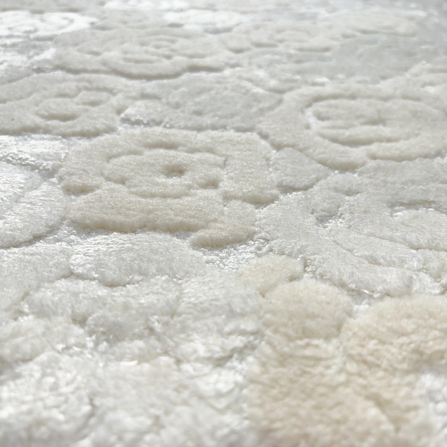 Soft Line Serisi Çiçek Desenli Makine Dokuma Halı