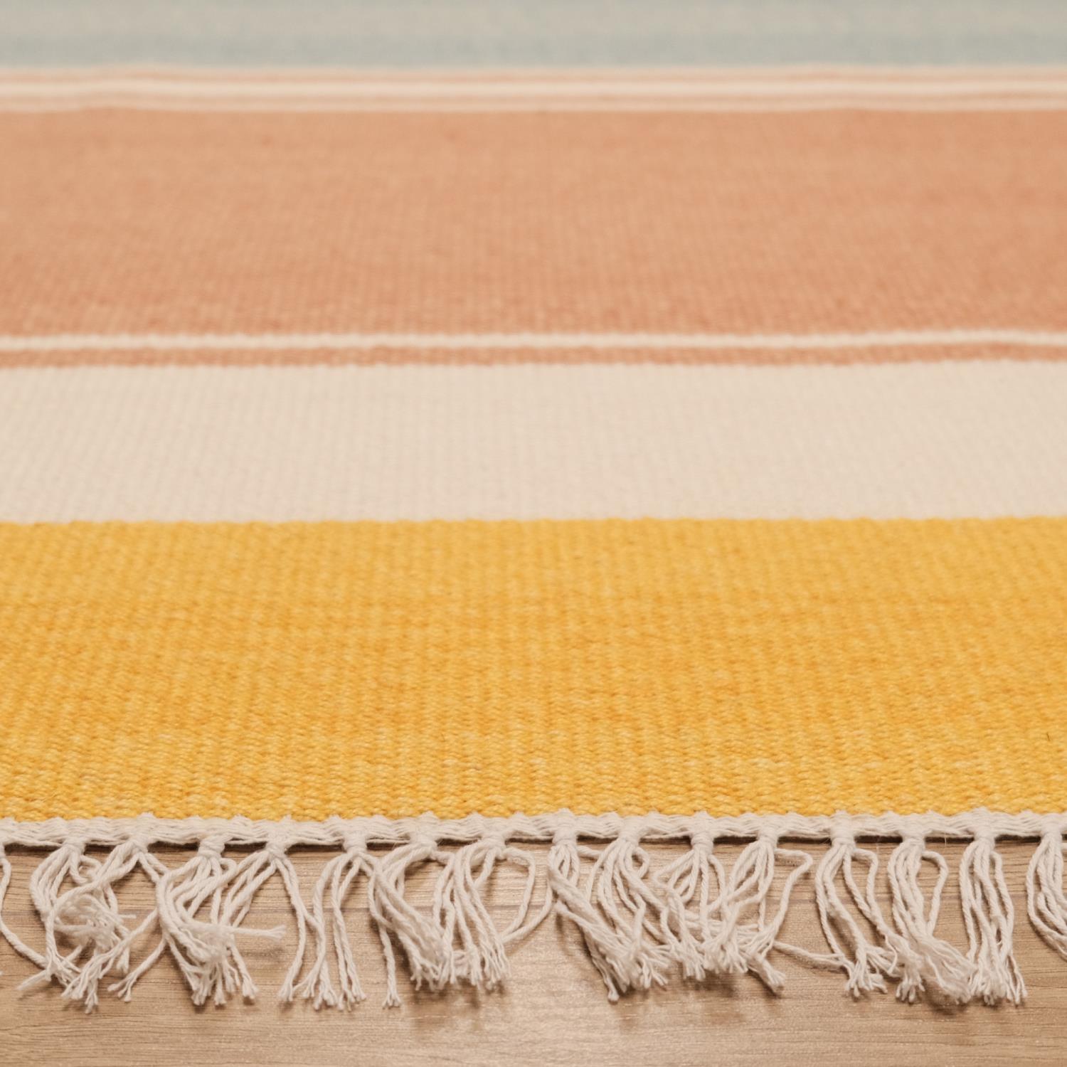 Çizgi Desenli Makine Dokuma Kilim