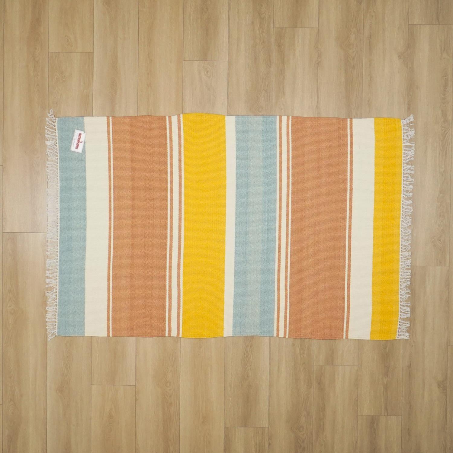 Çizgi Desenli Makine Dokuma Kilim