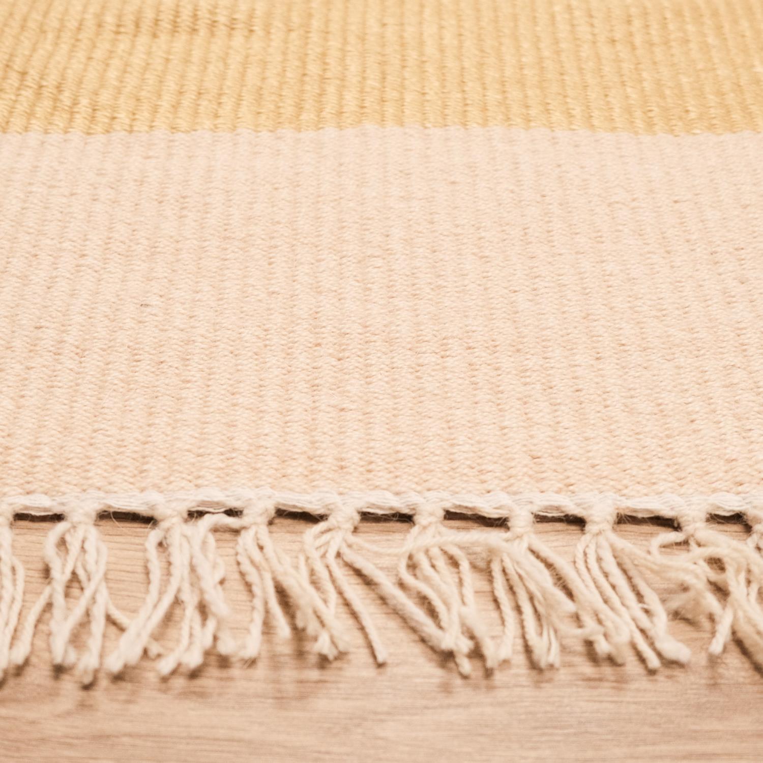 Çizgi Desenli Makine Dokuma Kilim