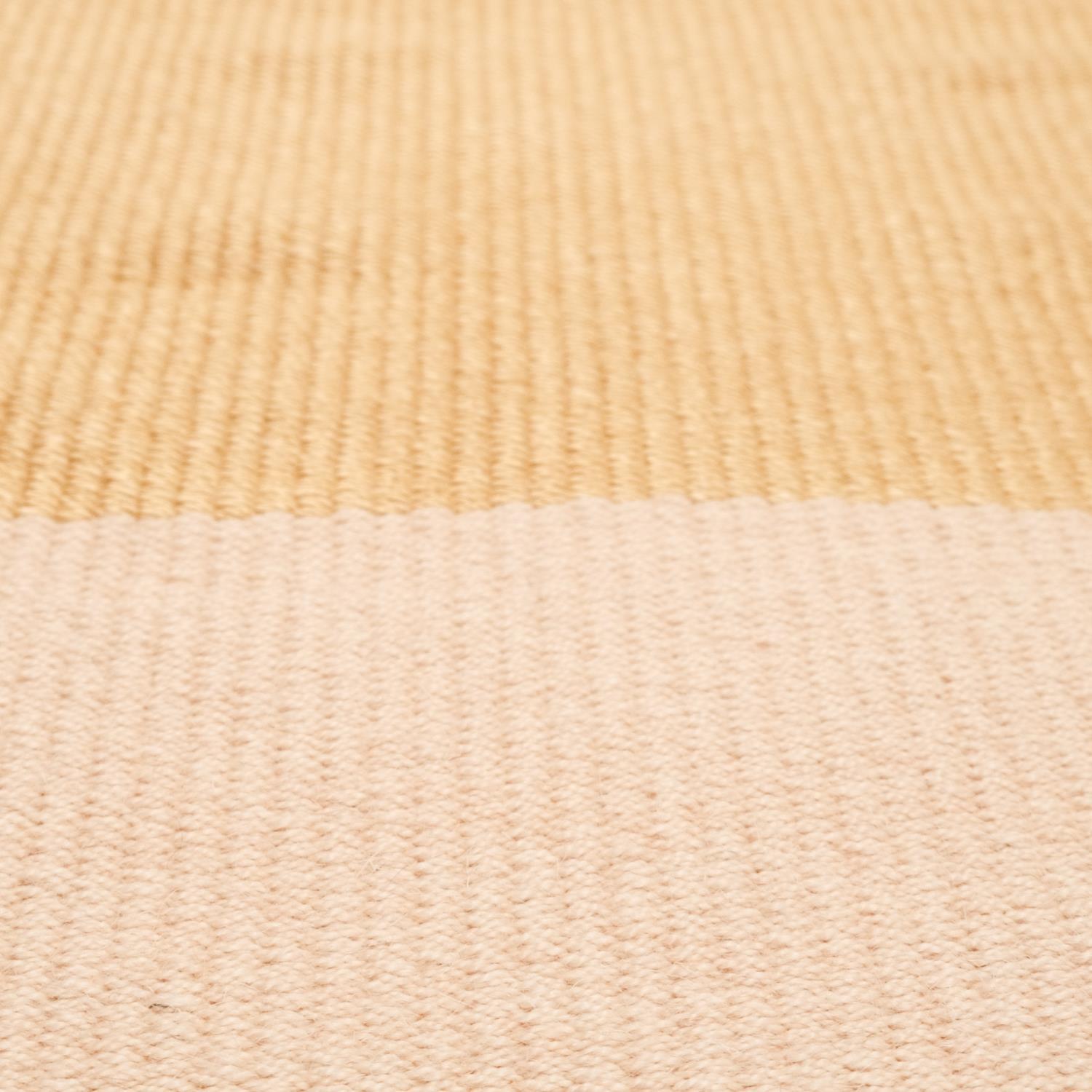 Çizgi Desenli Makine Dokuma Kilim