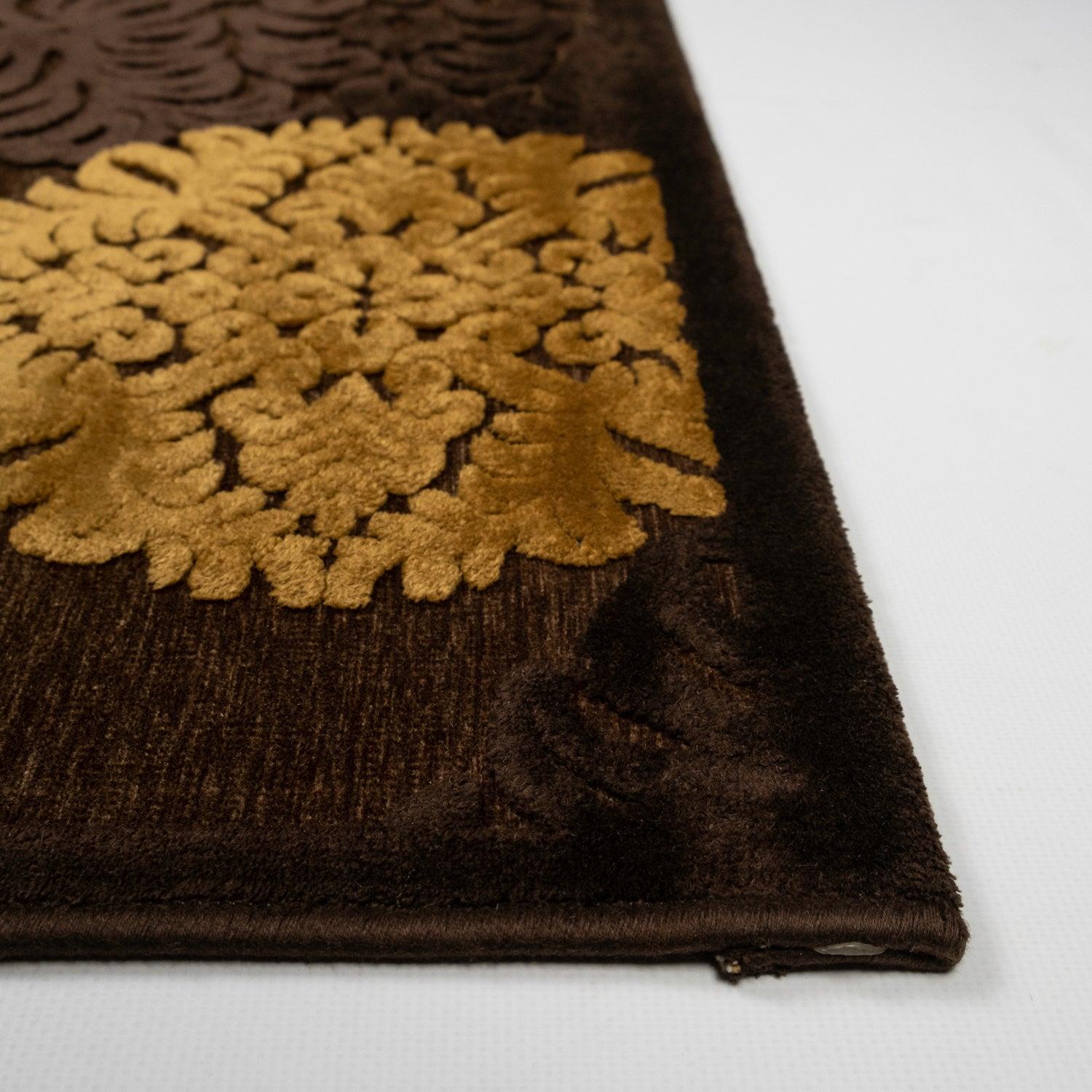 Damask Desenli Makine Dokuma Halı